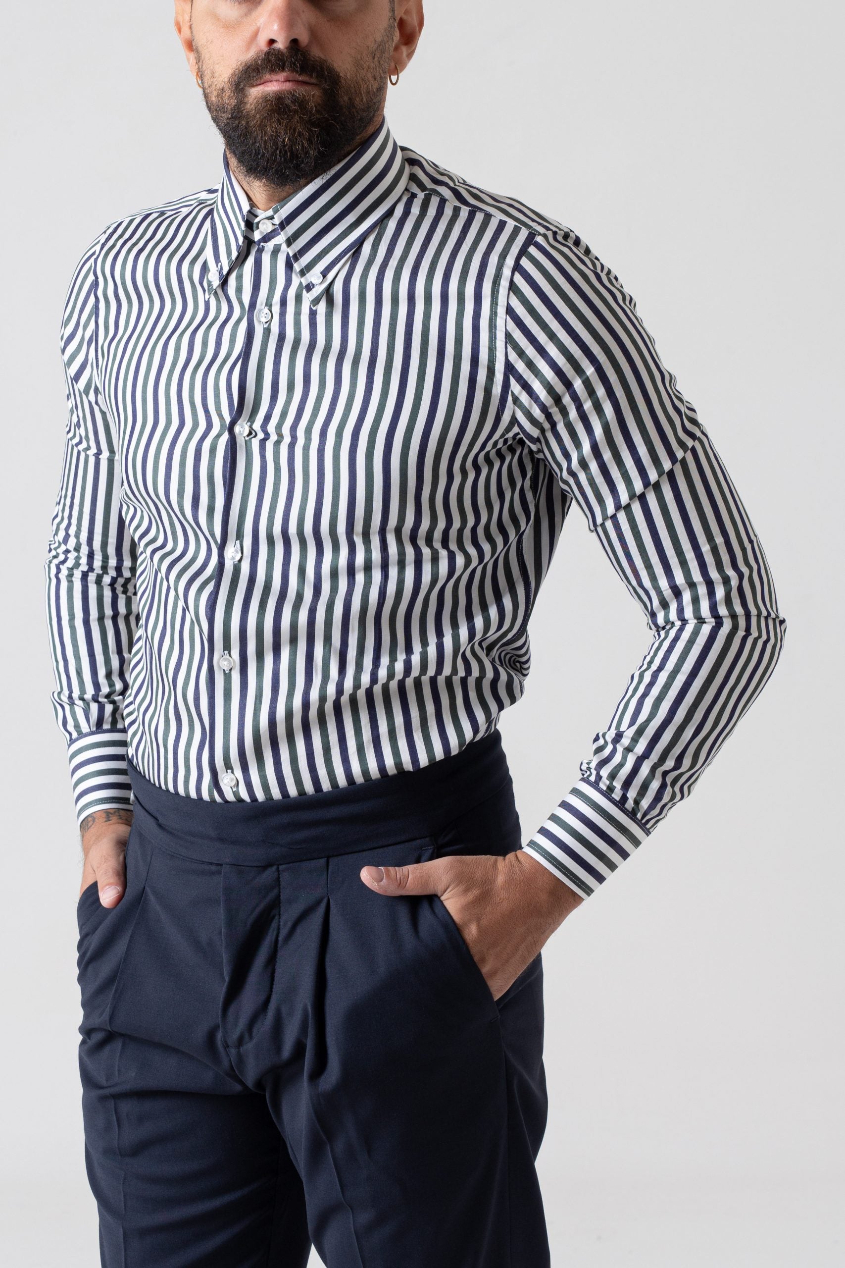 Camicia Riga Larga Verde e Blu con collo Button Down