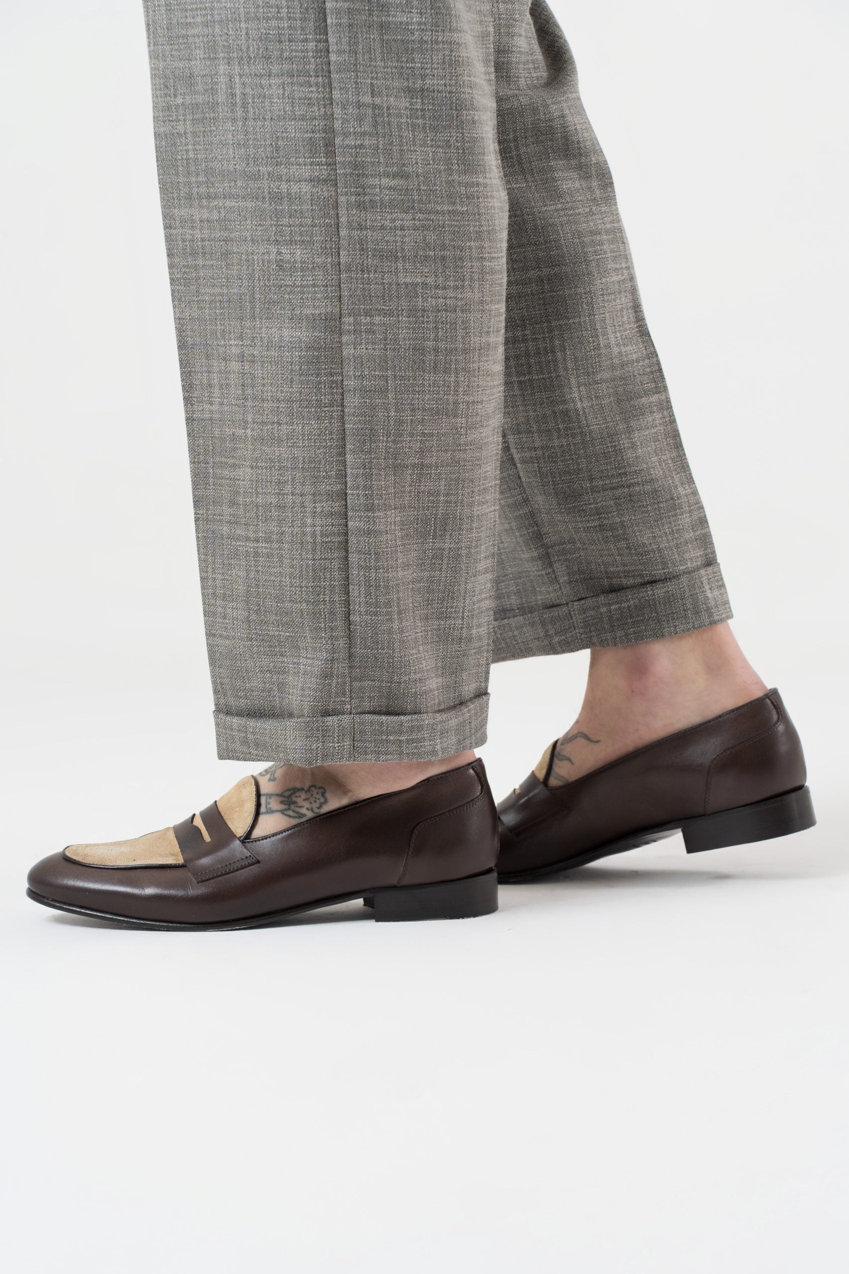 Pantalones de pierna ancha con trabillas para cinturón en color menta jaspeado