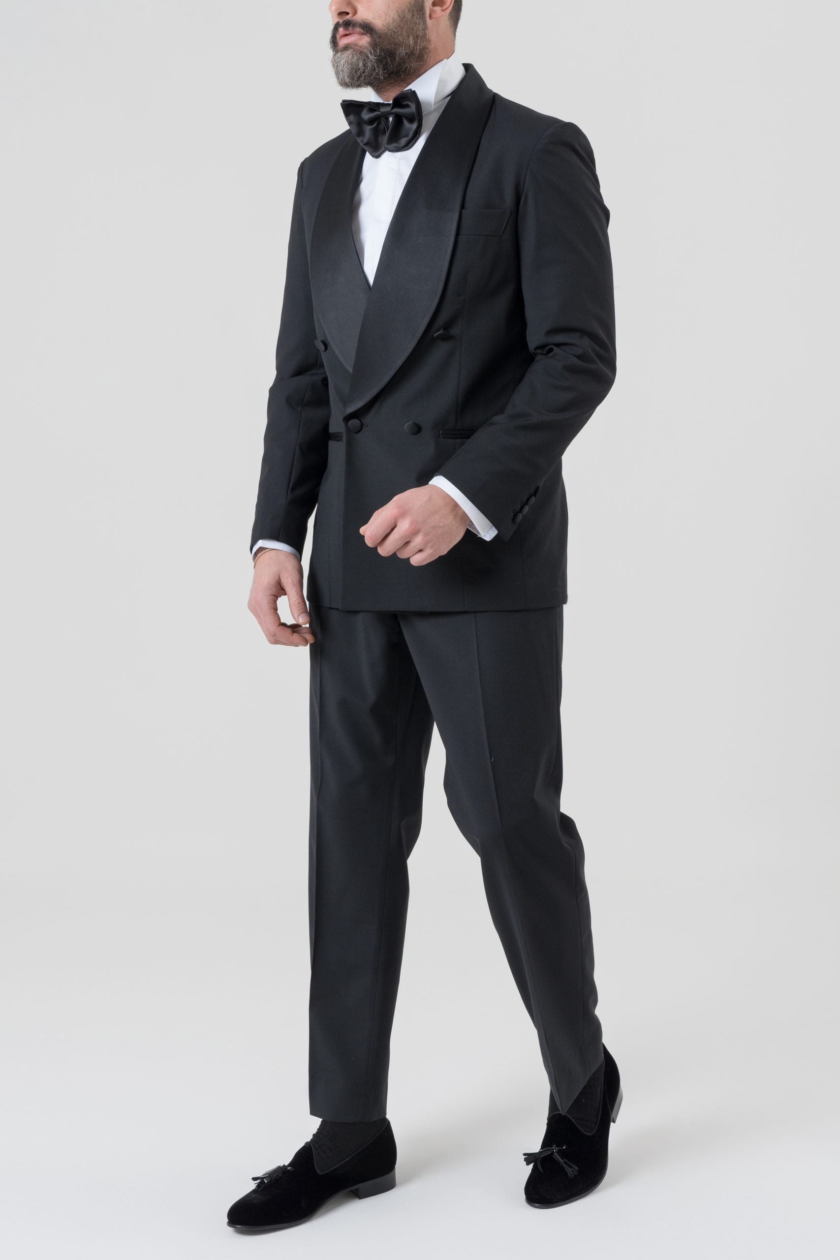 Chaqueta de esmoquin negra cruzada con solapa de chal