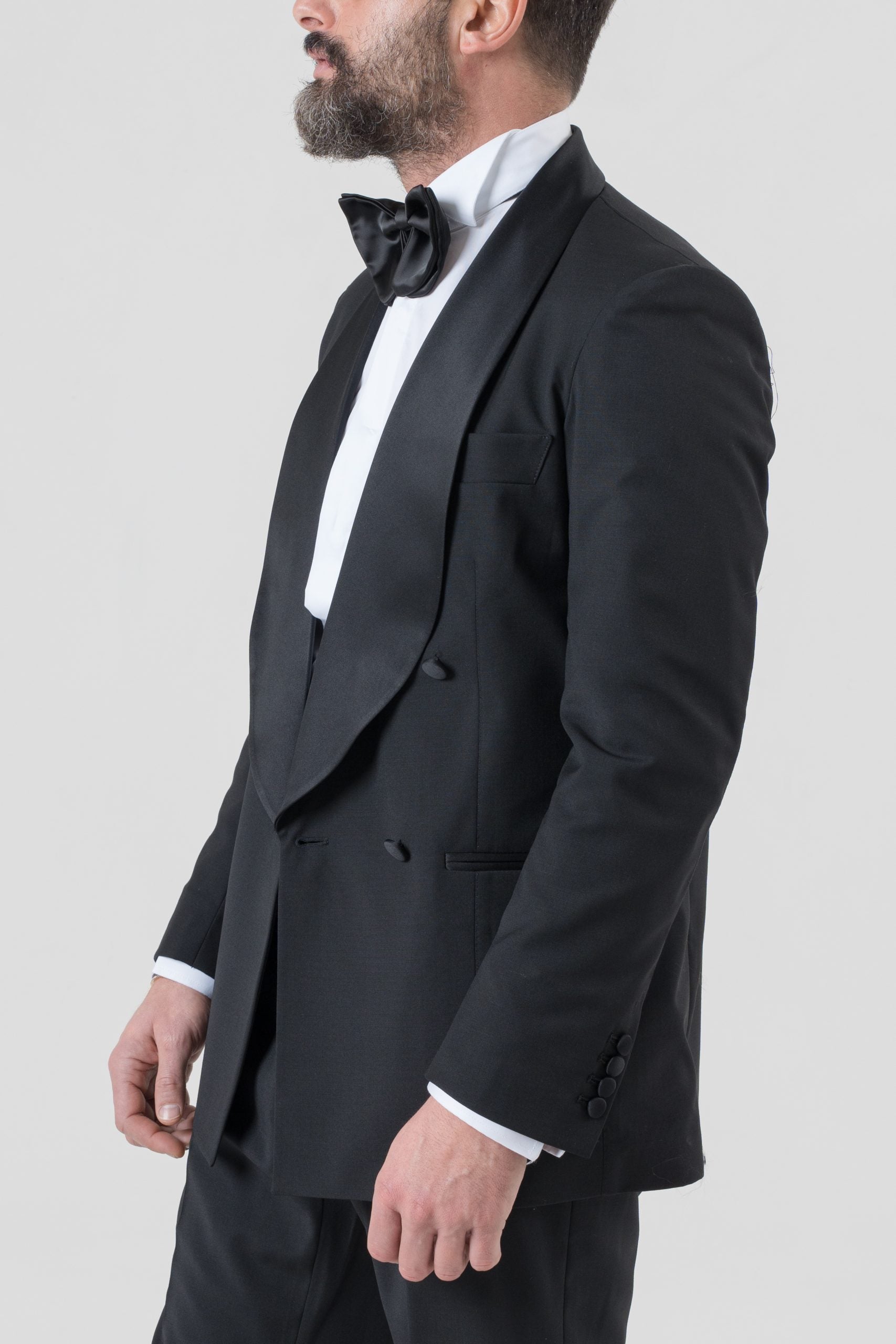 Chaqueta de esmoquin negra cruzada con solapa de chal