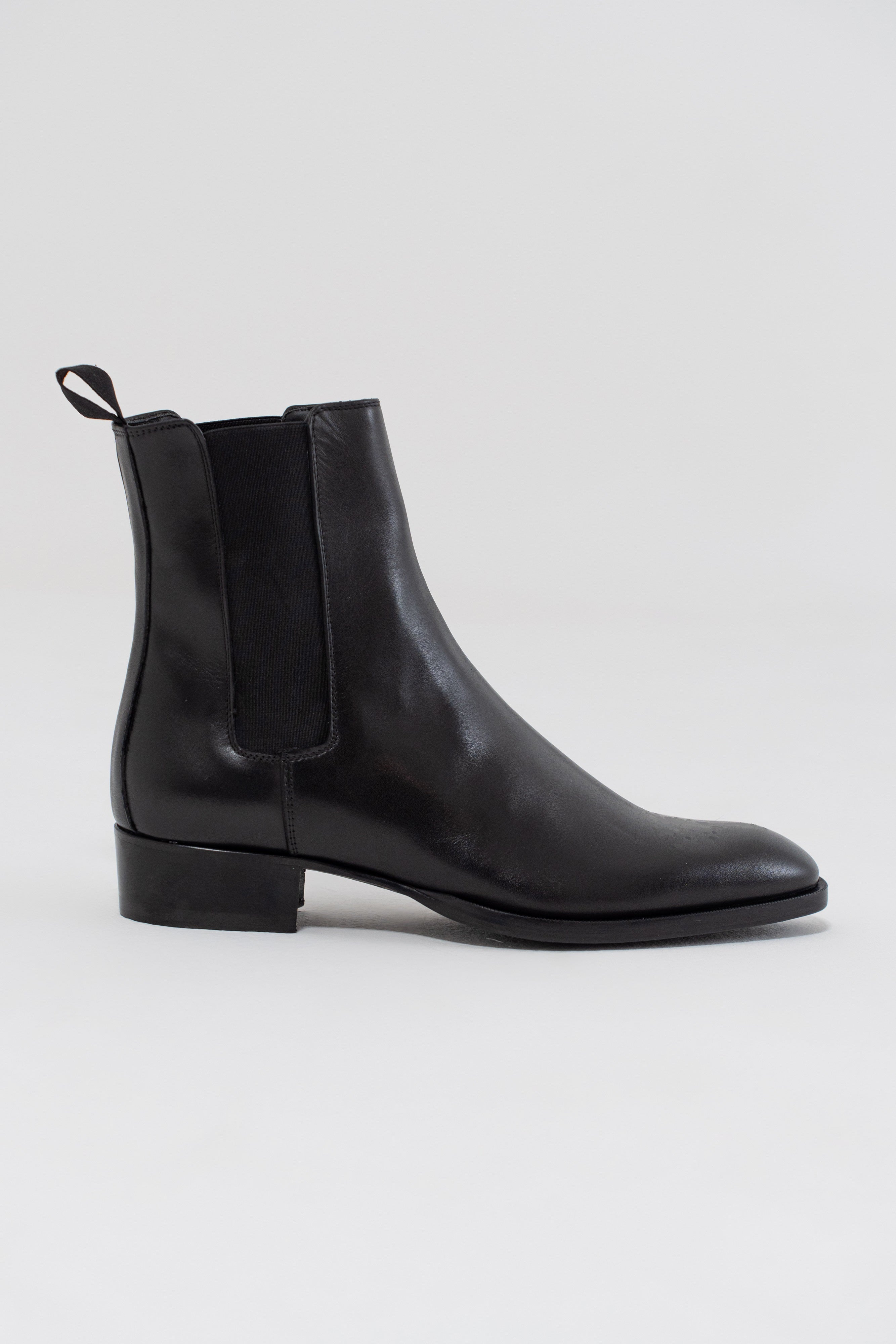 John Boots in Pelle Nero