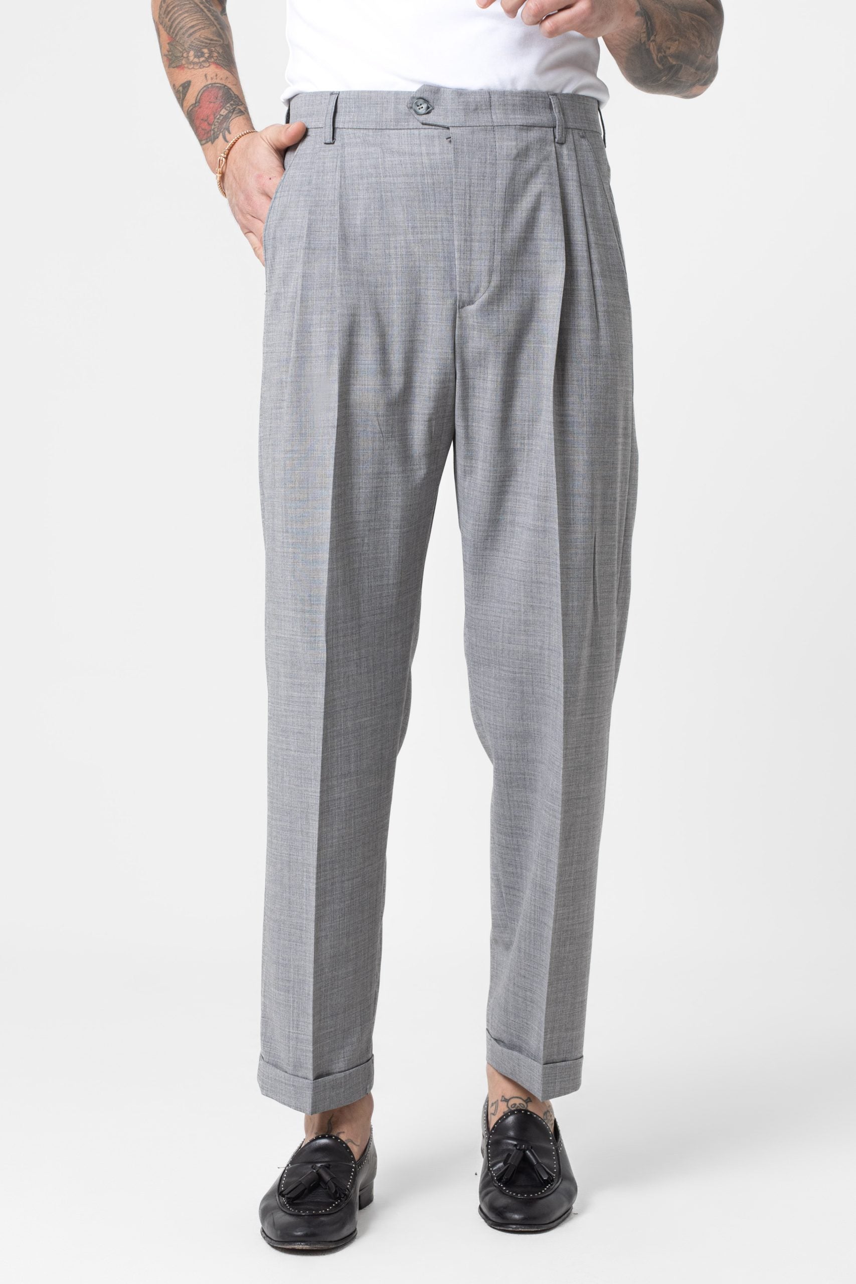 Pantalones anchos Wall Street con trabillas para cinturón, color gris