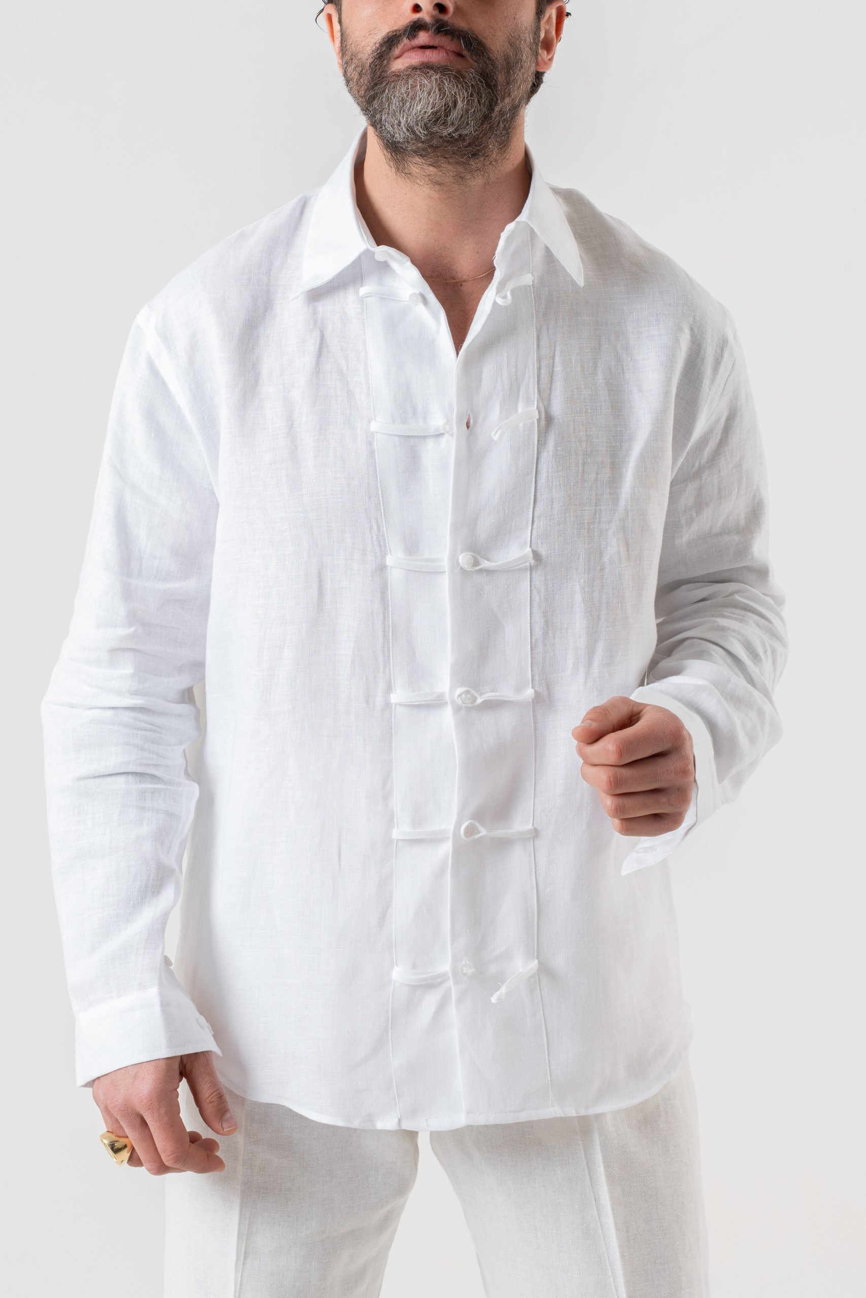 Camicia in Lino con Alamari in 100% Lino Bianca