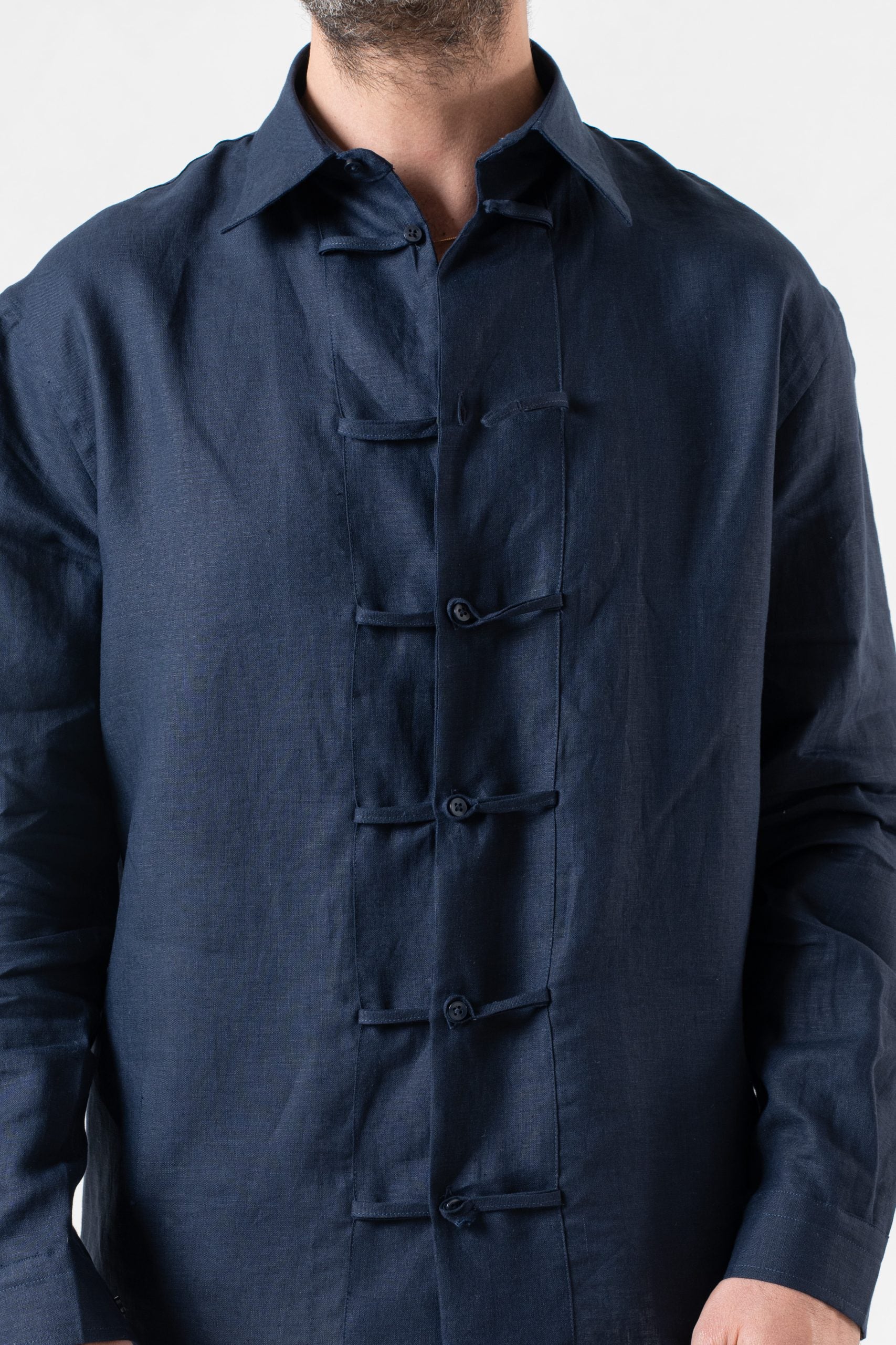 Camicia in Lino con Alamari in 100% Lino Blu