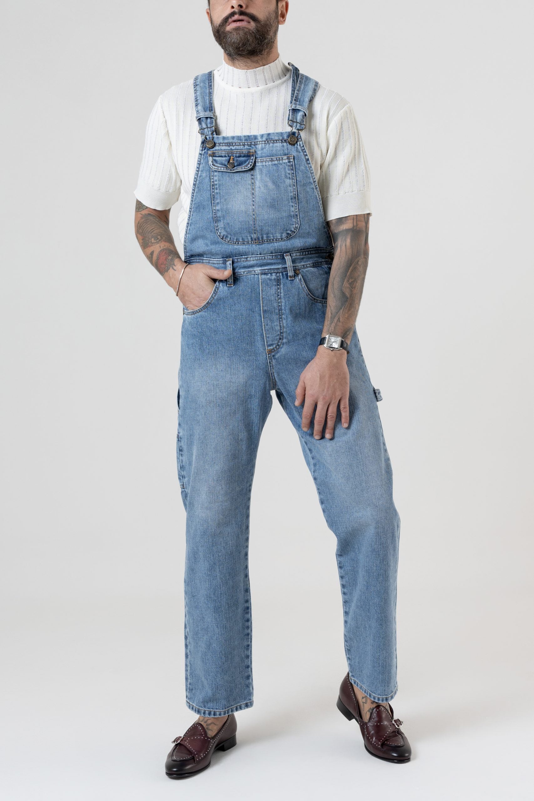 Salopette in Jeans Vita Alta e Fondo Ampio Lavaggio Chiaro