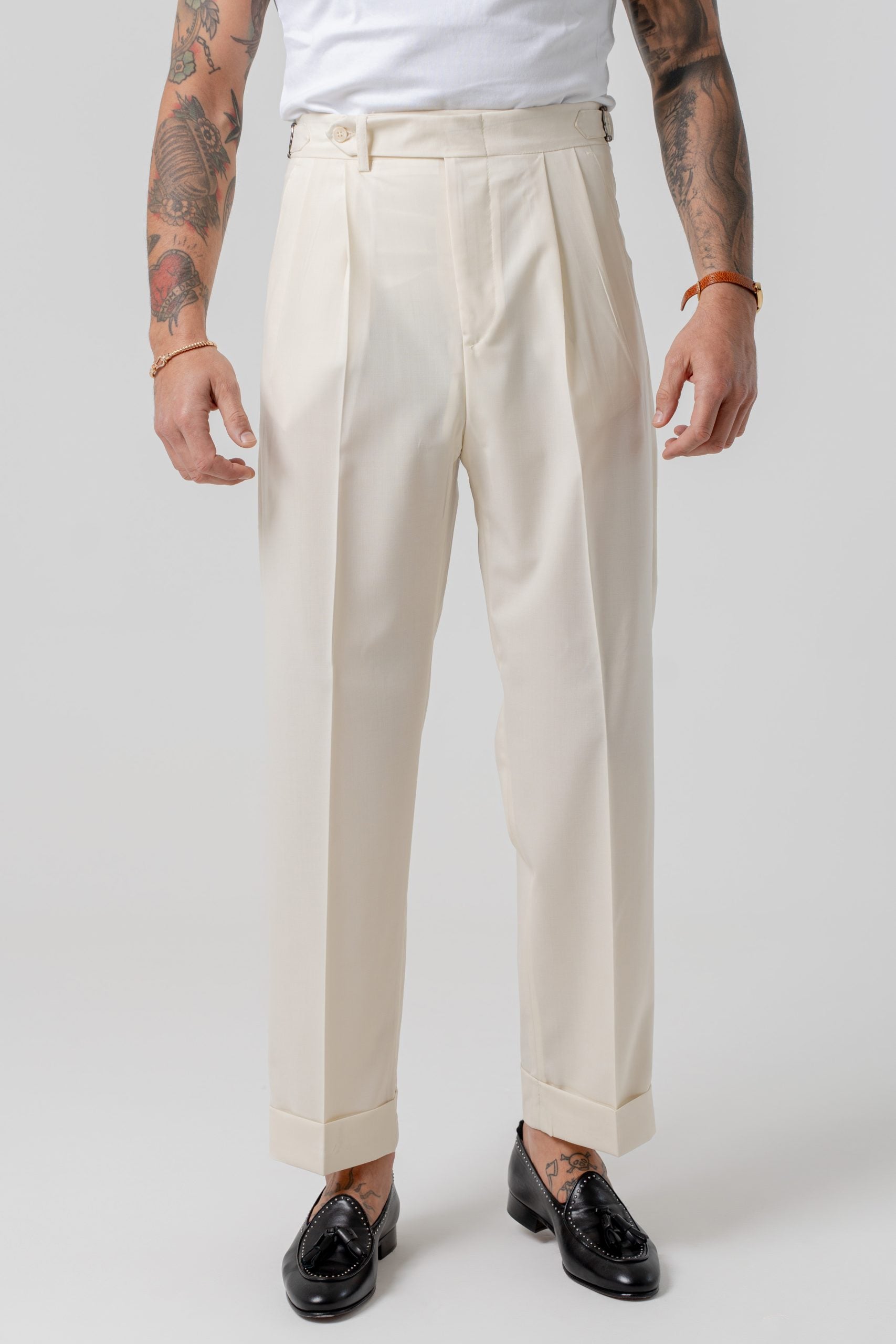 Pantalón Mykonos de pierna ancha con hebillas laterales en blanco mate