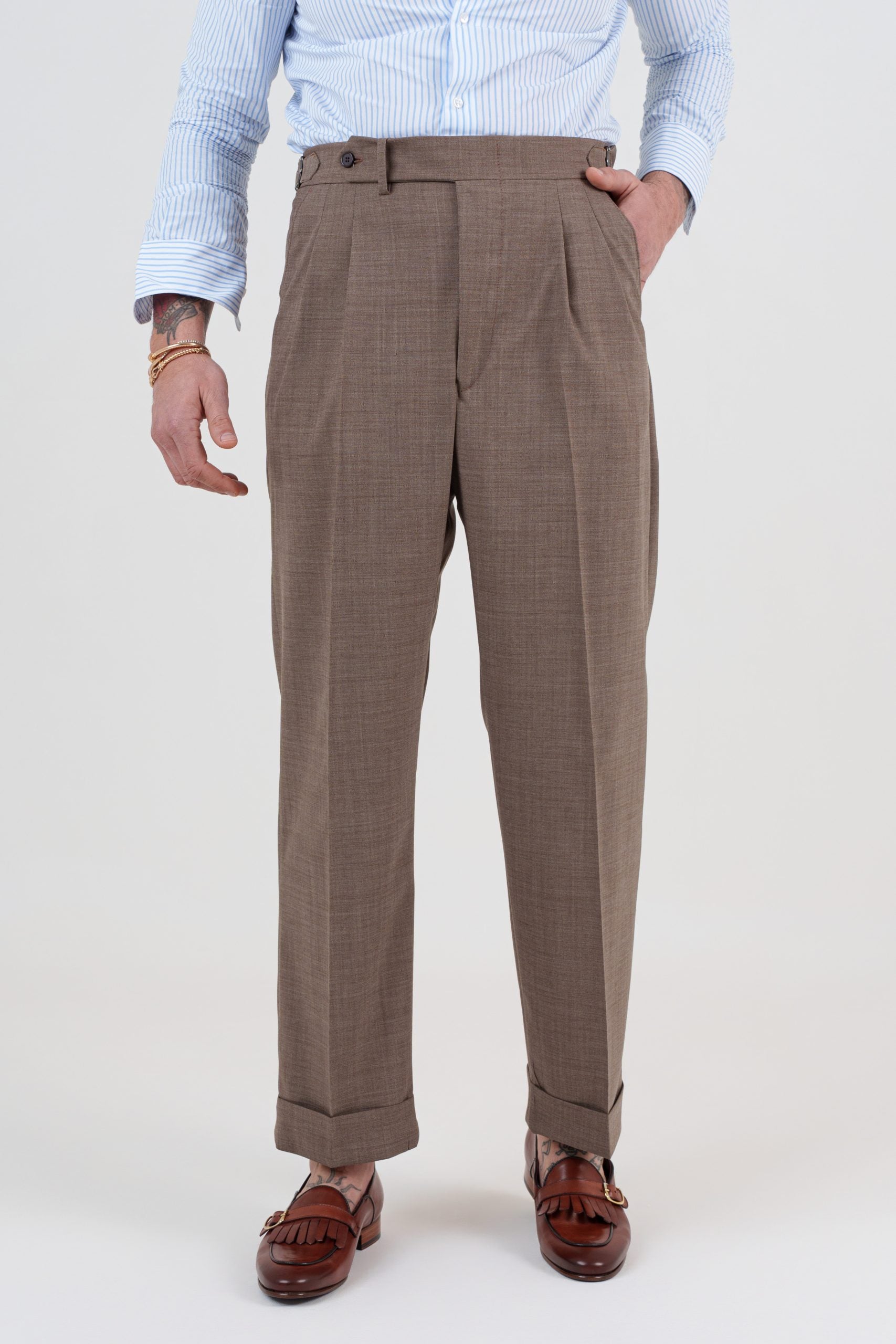 Pantalone Fondo Ampio e Fibbie Laterali Tortora Taormina