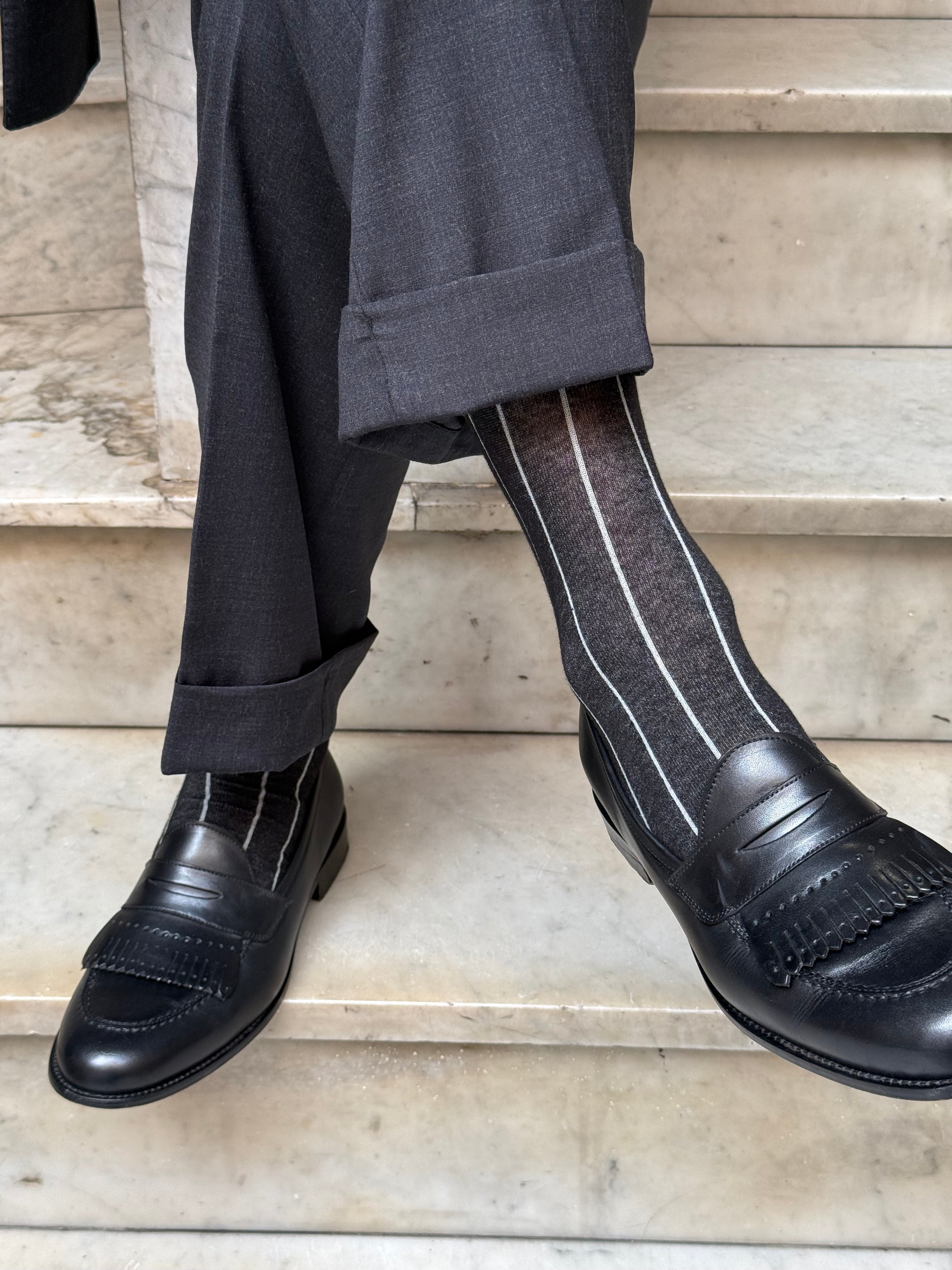 Calza in Cashmere e Cotone a Righe Nero e Grigio