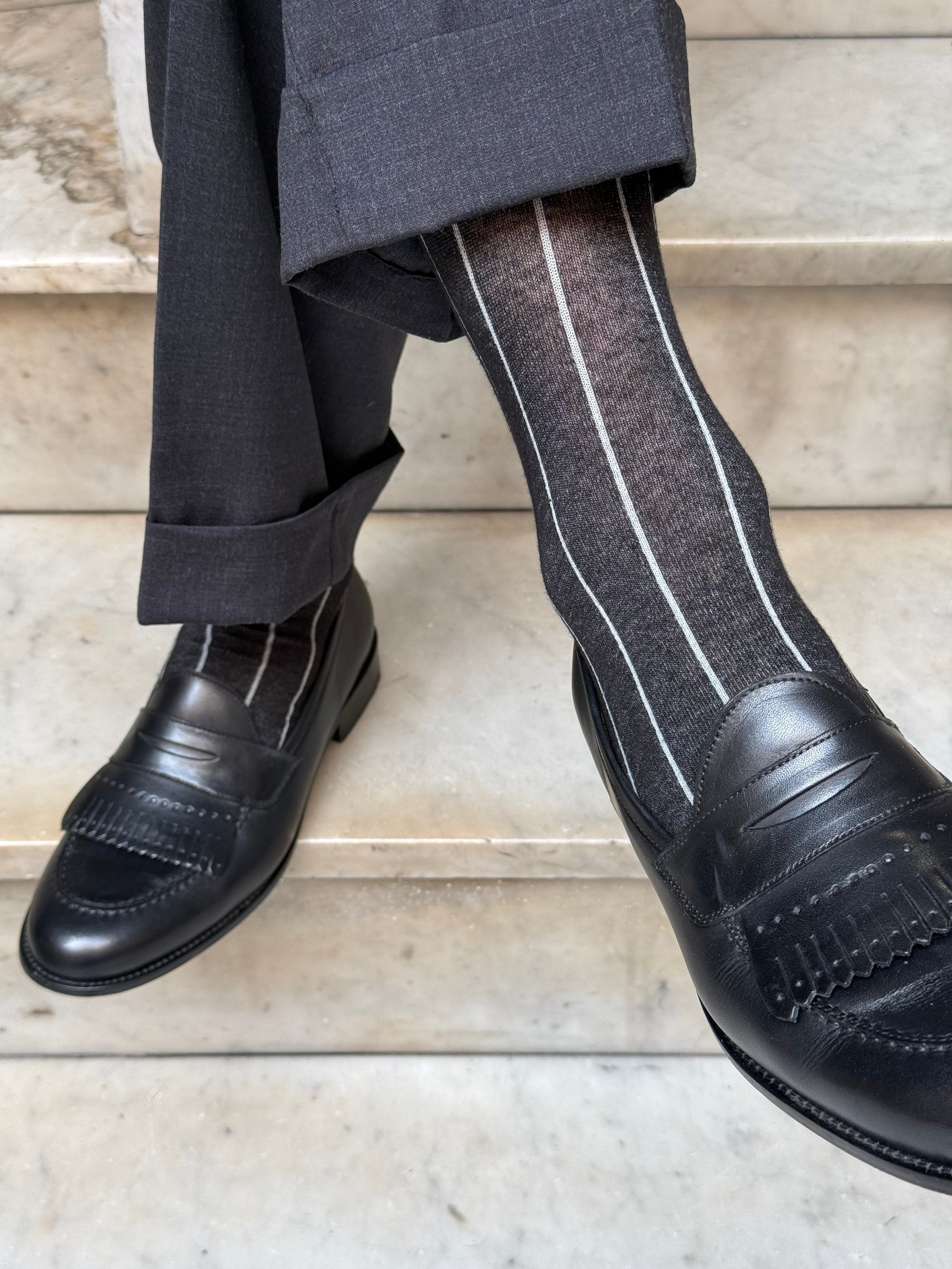 Calza in Cashmere e Cotone a Righe Nero e Grigio