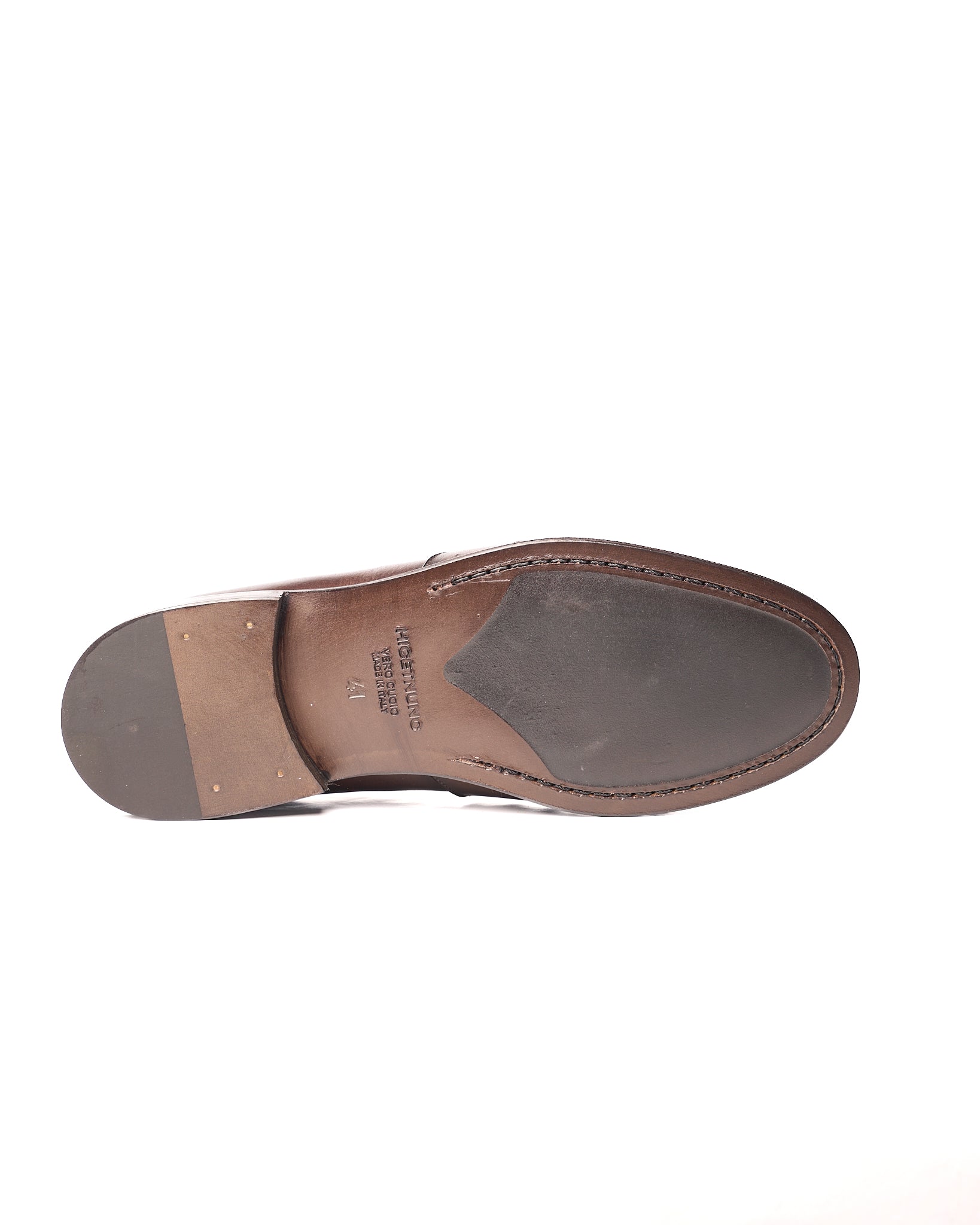 Mocasín con borlas de piel negra