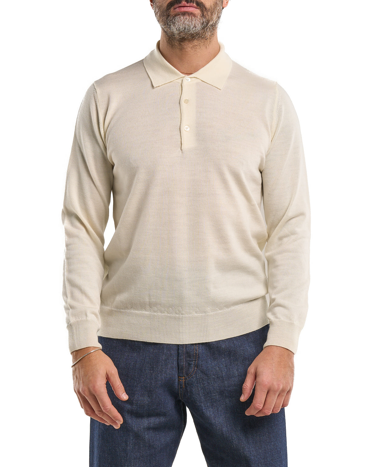 Camiseta con cuello mao y cierre frontal 100 % lana merina crema
