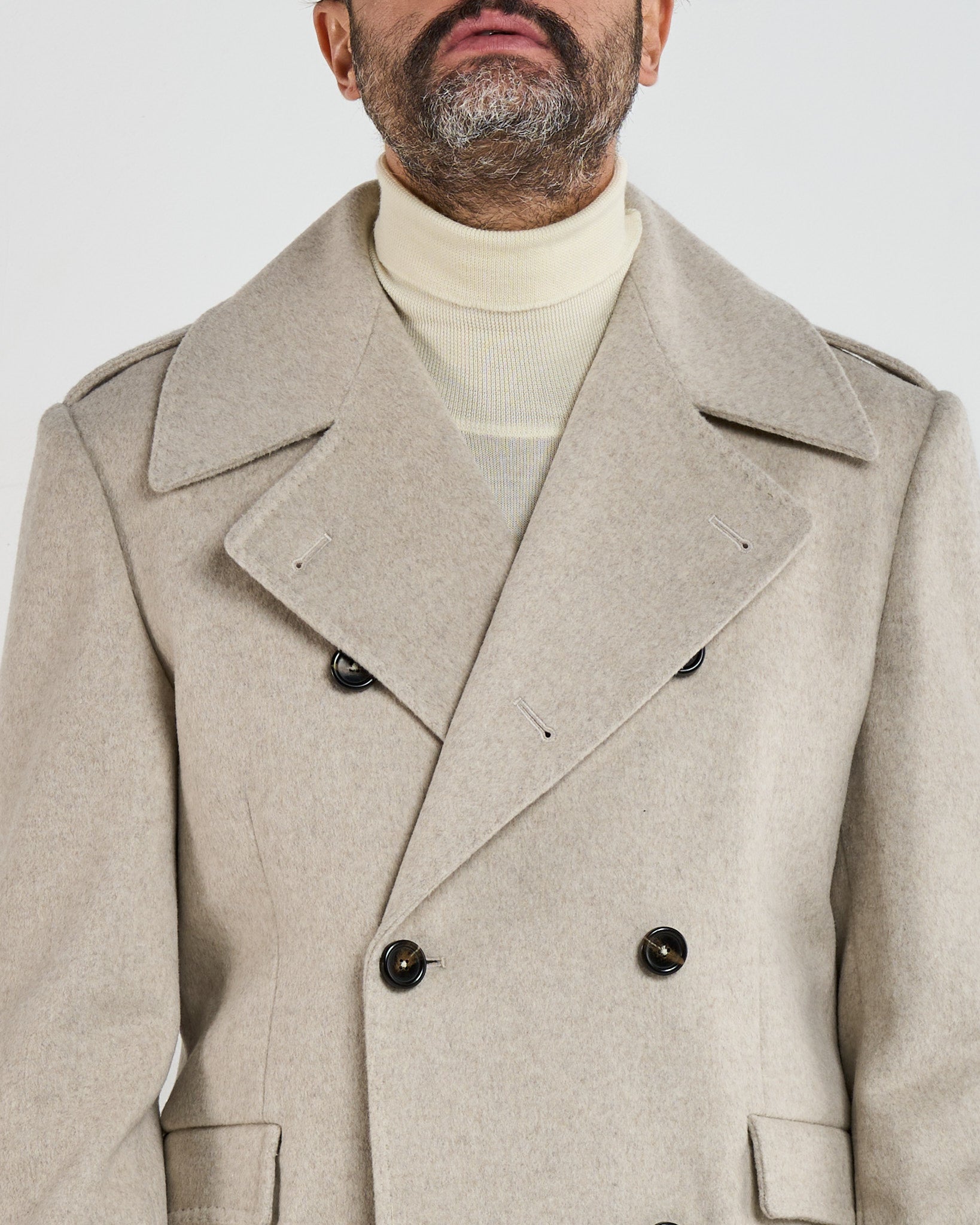 Cappotto Military Doppiopetto con Rever a Lancia Pietra