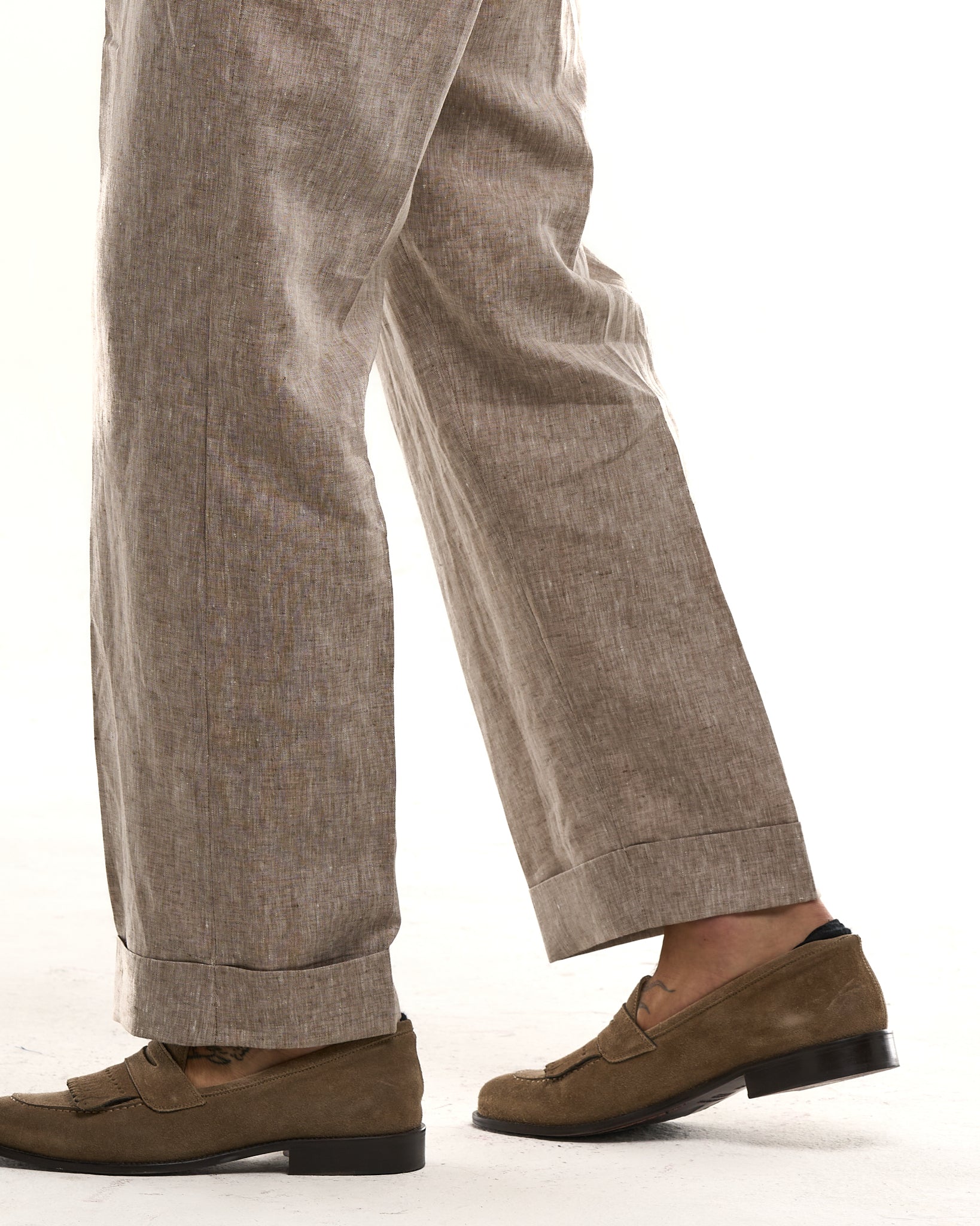 Pantalone Fondo Ampio e Fibbie Laterali in Lino Naturale
