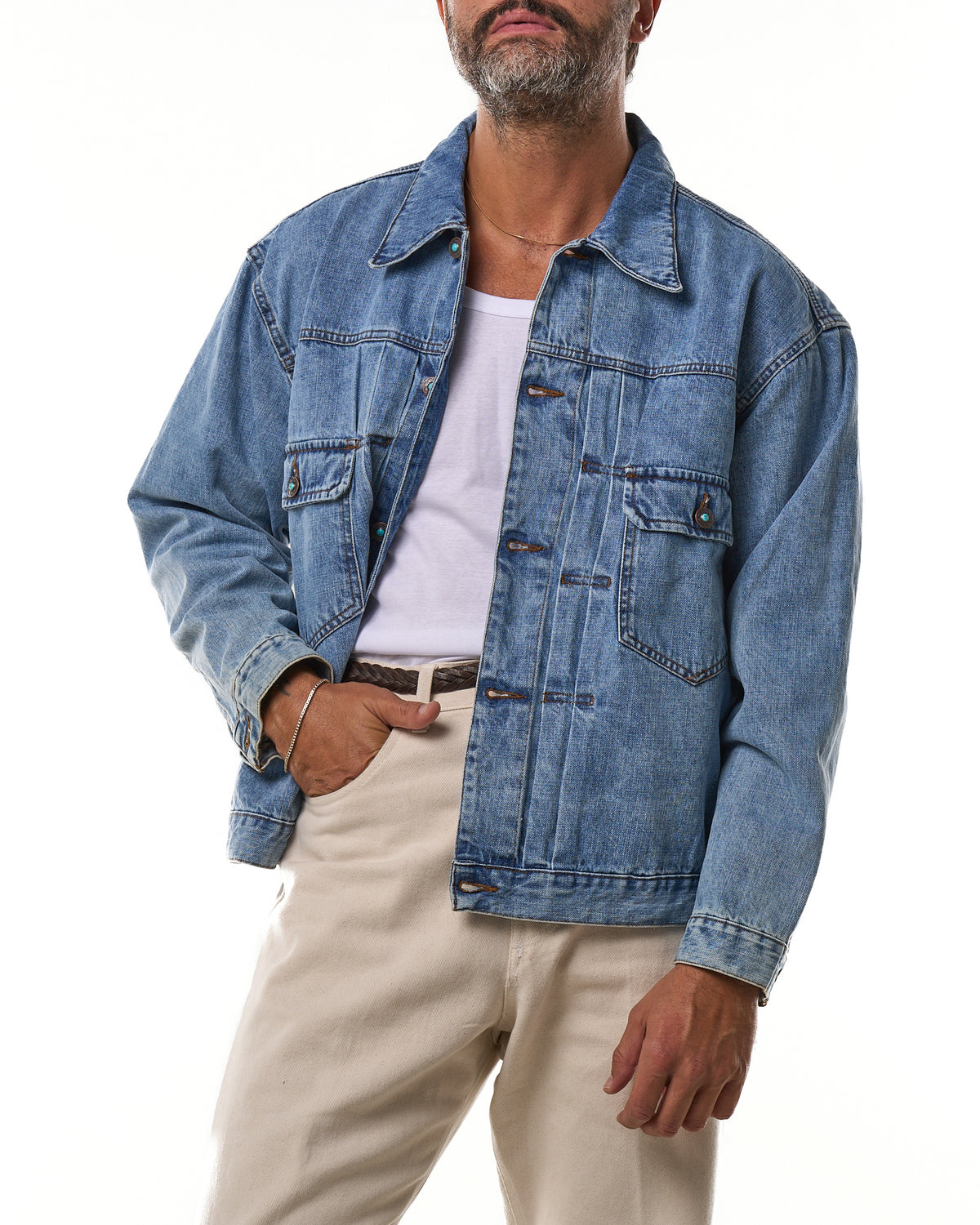 Giubbino con Cuciture a Contrasto in Denim Lavaggio Chiaro