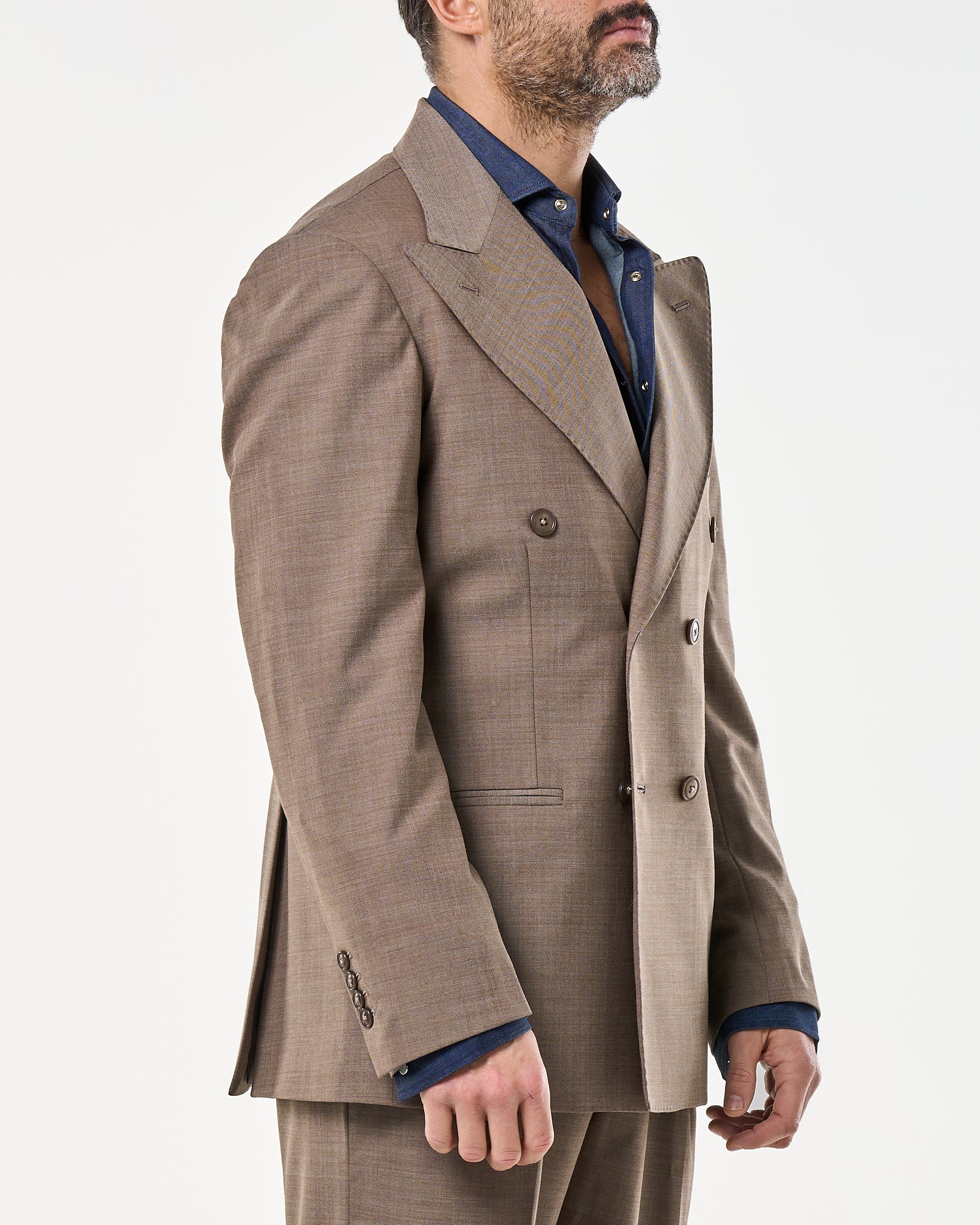 Giacca Doppiopetto Abbottonatura Centrale con Rever a Lancia Tortora Taormina