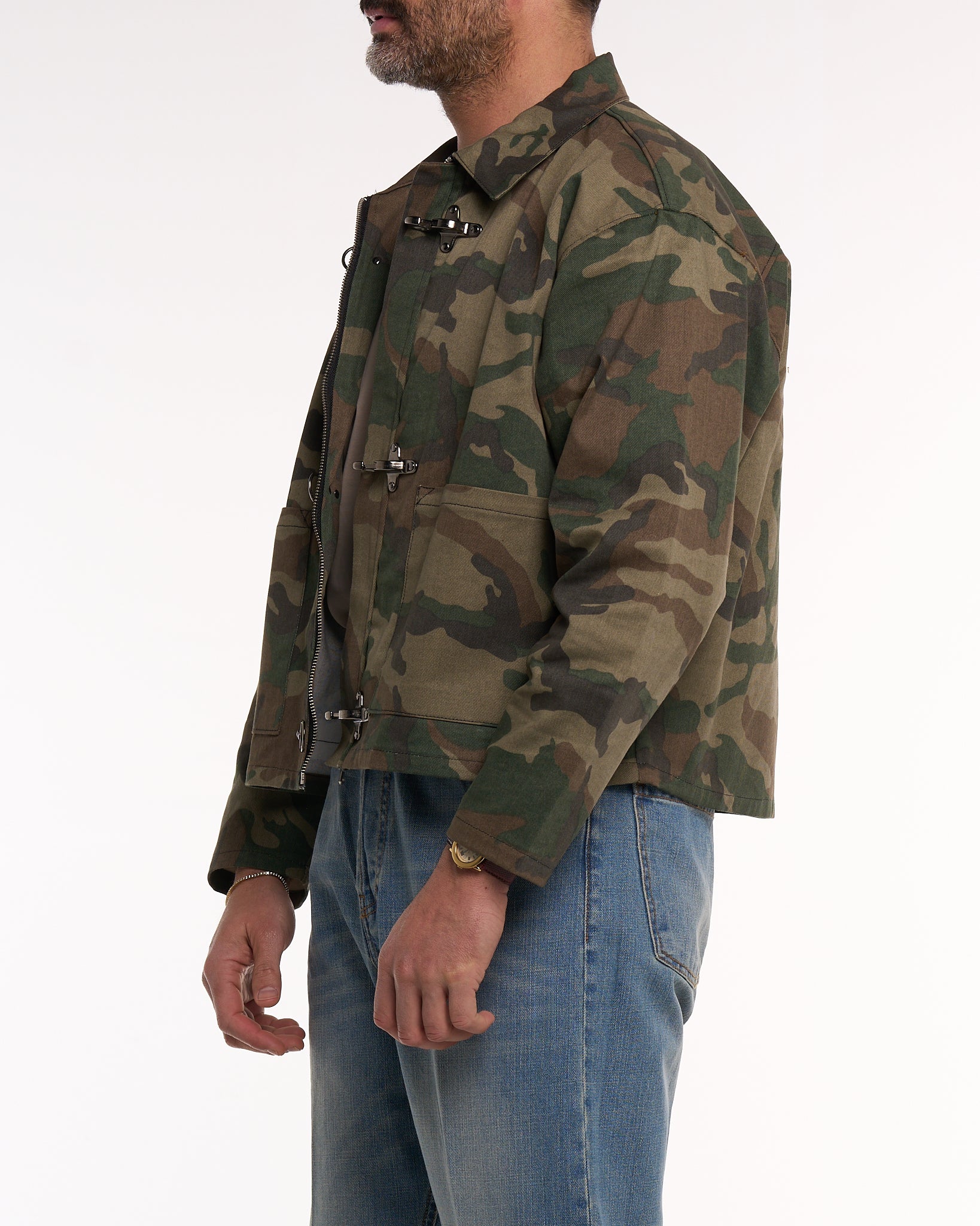 Giacca Cropped con Moschettoni Camouflage Verde