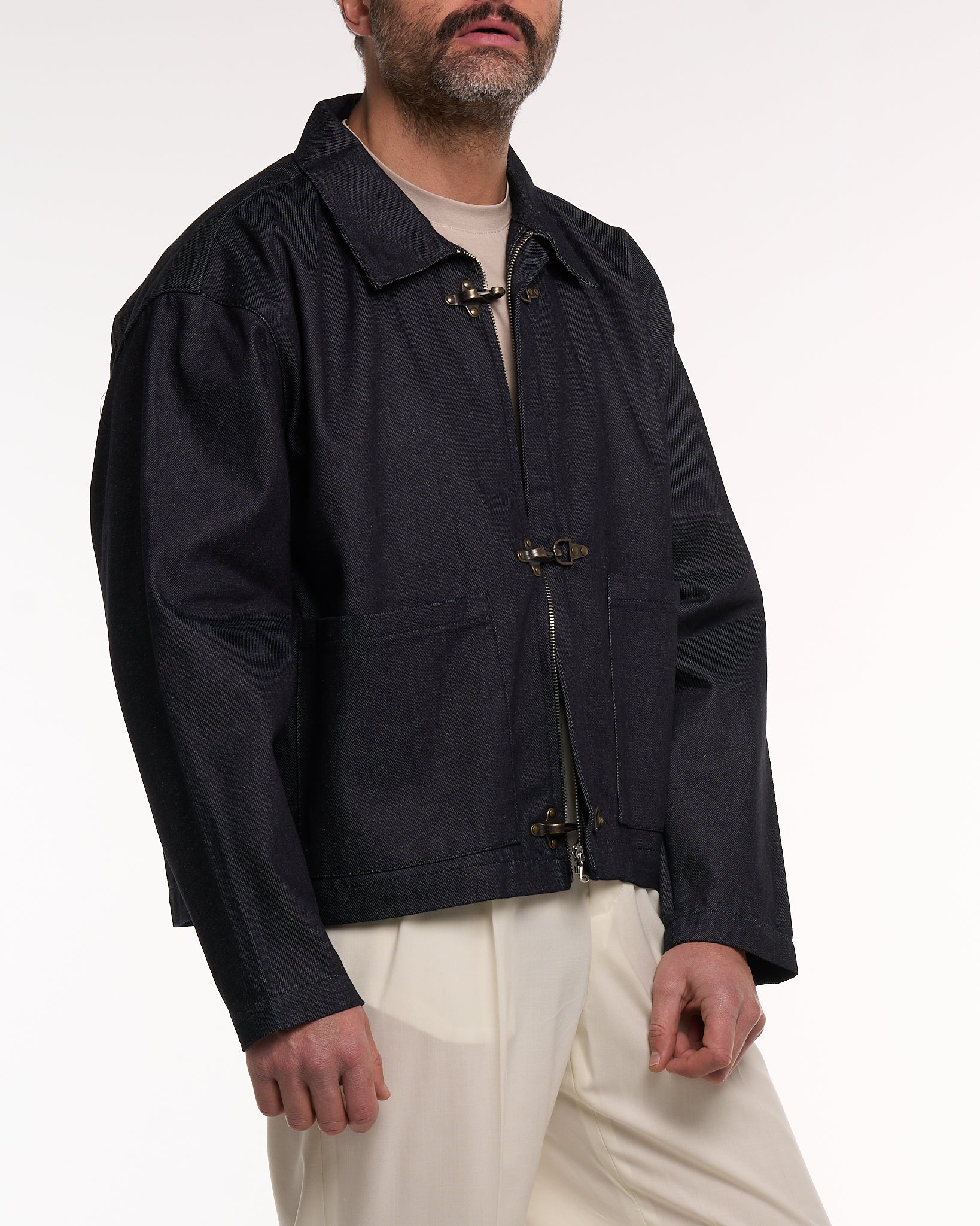 Giacca Cropped con Moschettoni in Denim Scuro