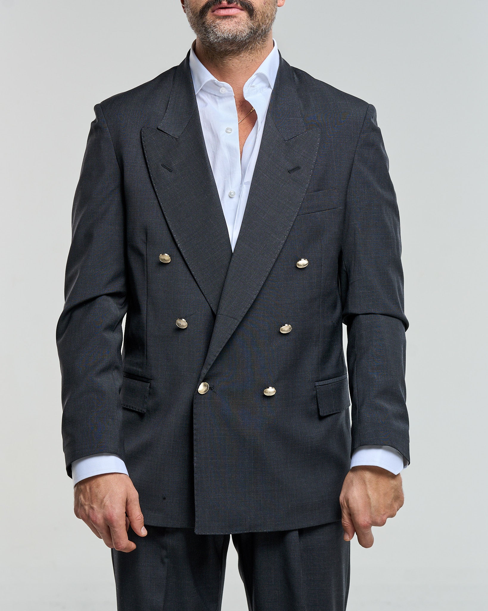 Chaqueta Tokyo Smoke con botones dorados
