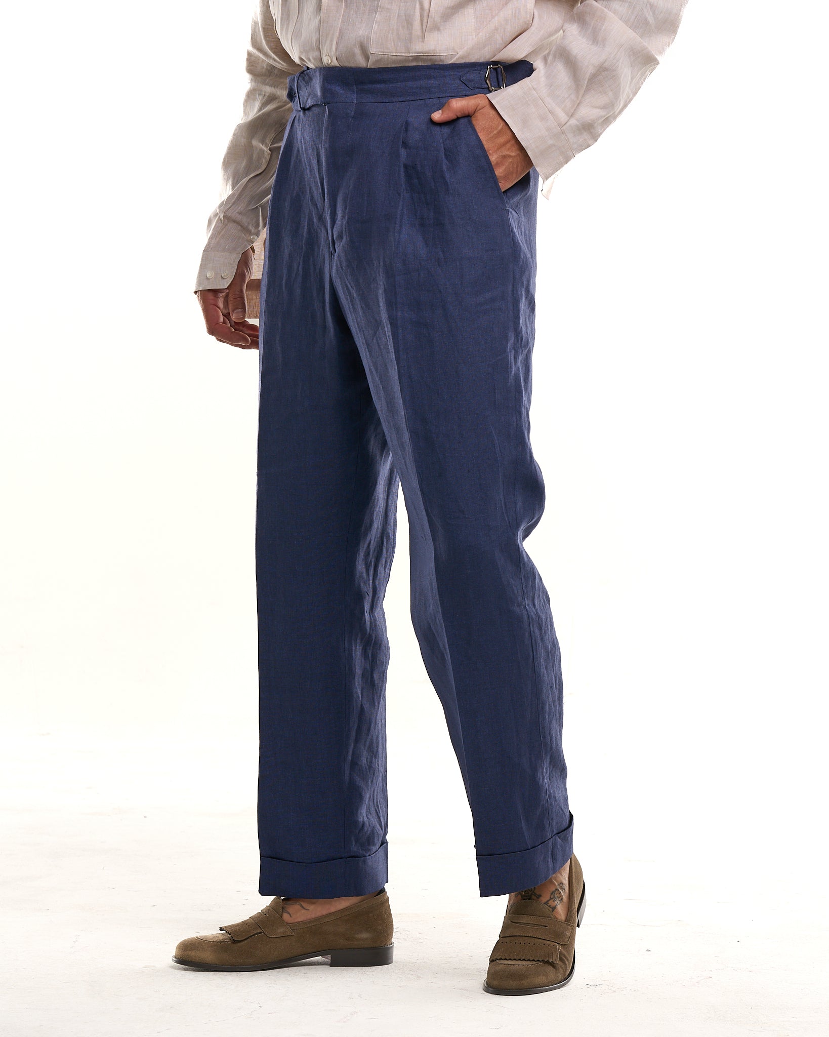 Pantalone Fondo Ampio e Fibbie Laterali in Lino Blu