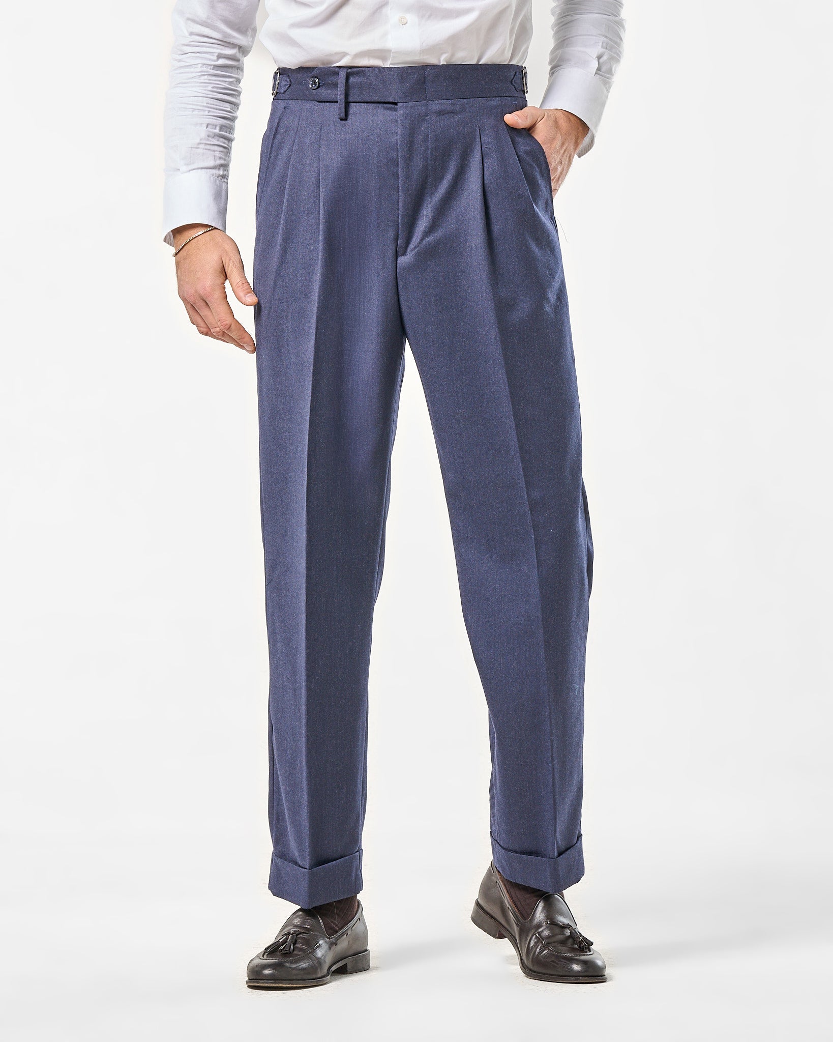 Pantalone Fondo Ampio e Fibbie Laterali in Lana Foulè Blu