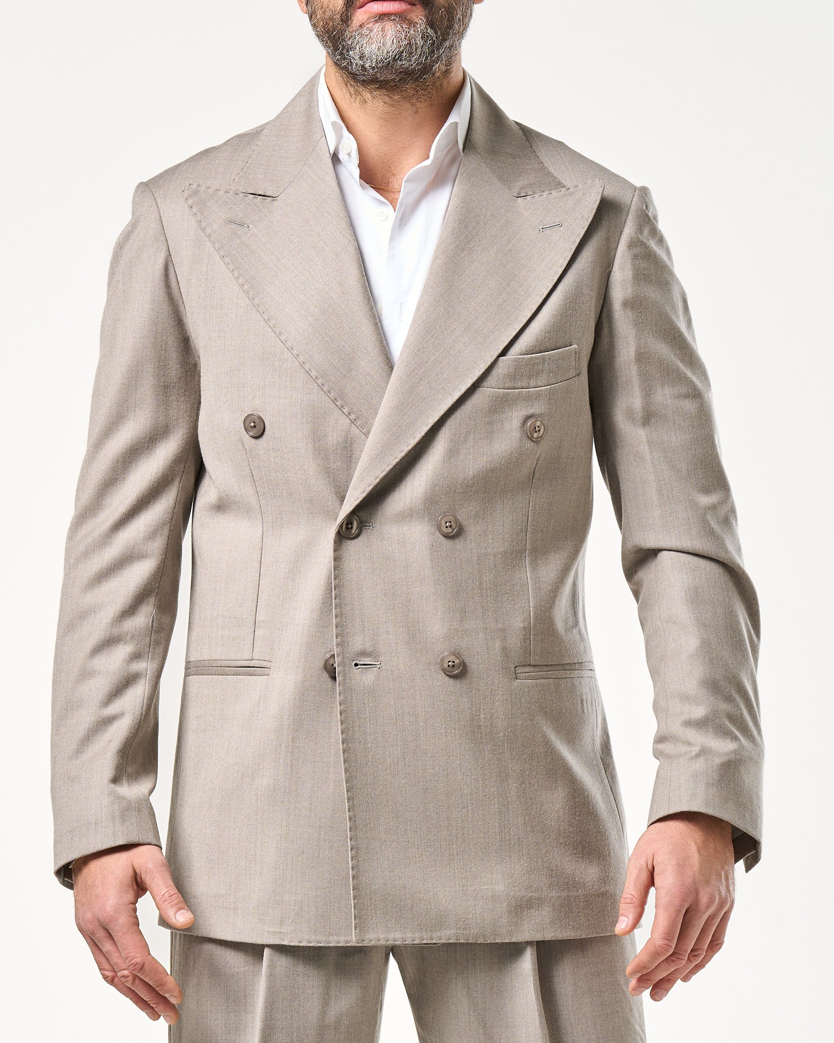 Giacca Doppiopetto in Lana Foulè con Abbottonatura Centrale e Rever a Lancia Sabbia Norcia
