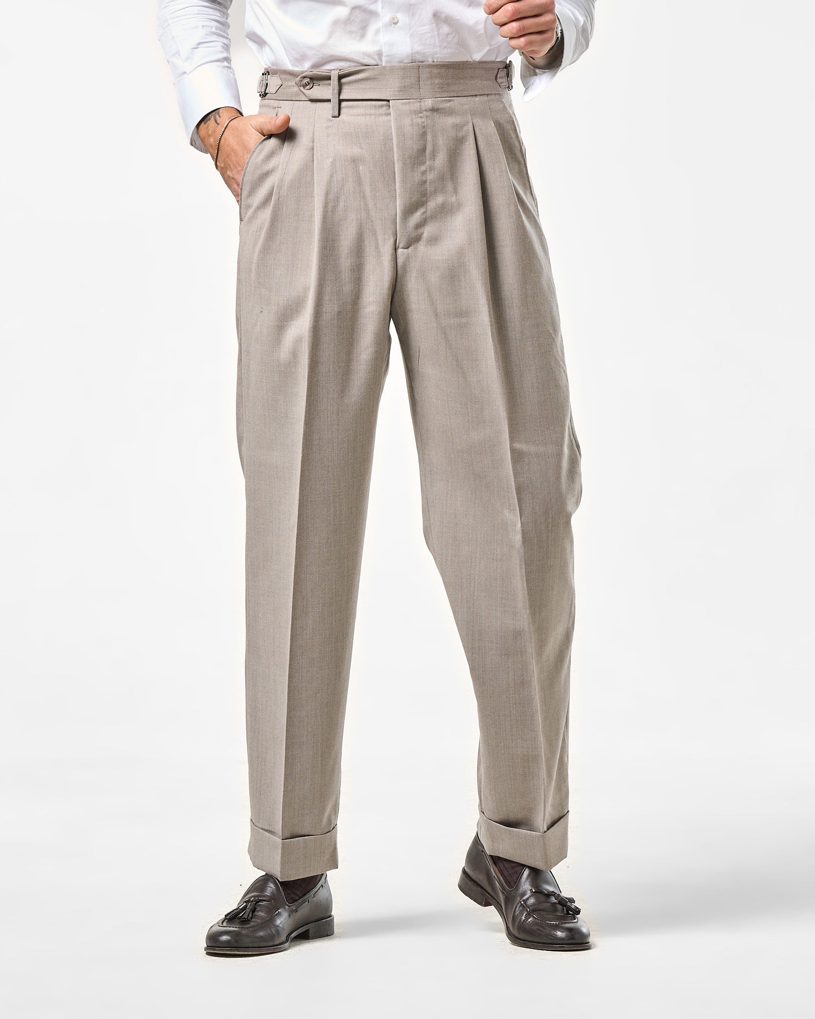 Pantalone Fondo Ampio e Fibbie Laterali in Lana Sabbia Foulè Norcia