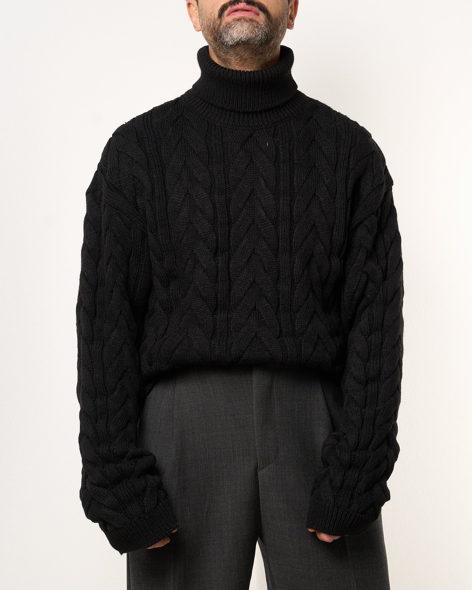 Maglione Treccia Collo Alto Nero