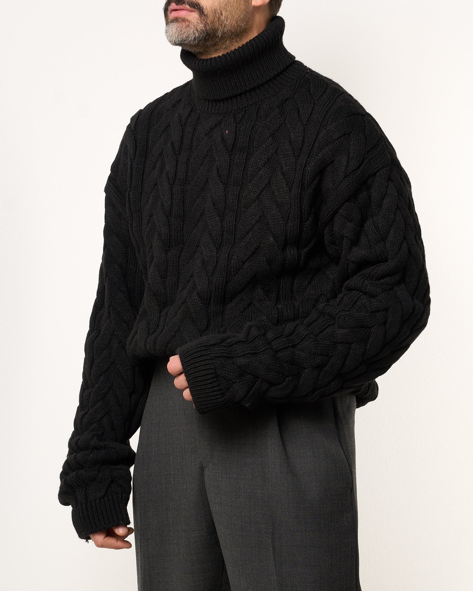 Maglione Treccia Collo Alto Nero