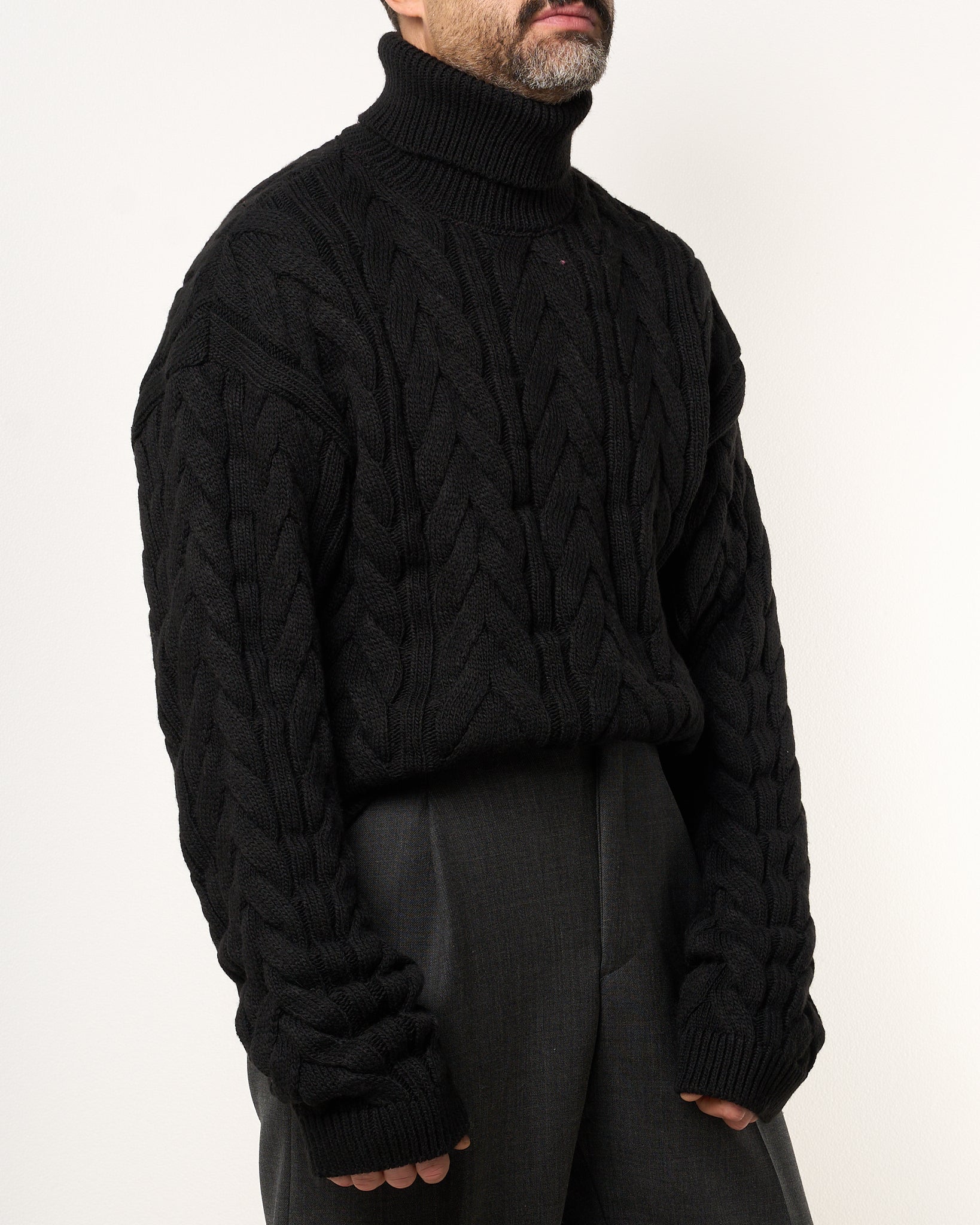 Maglione Treccia Collo Alto Nero