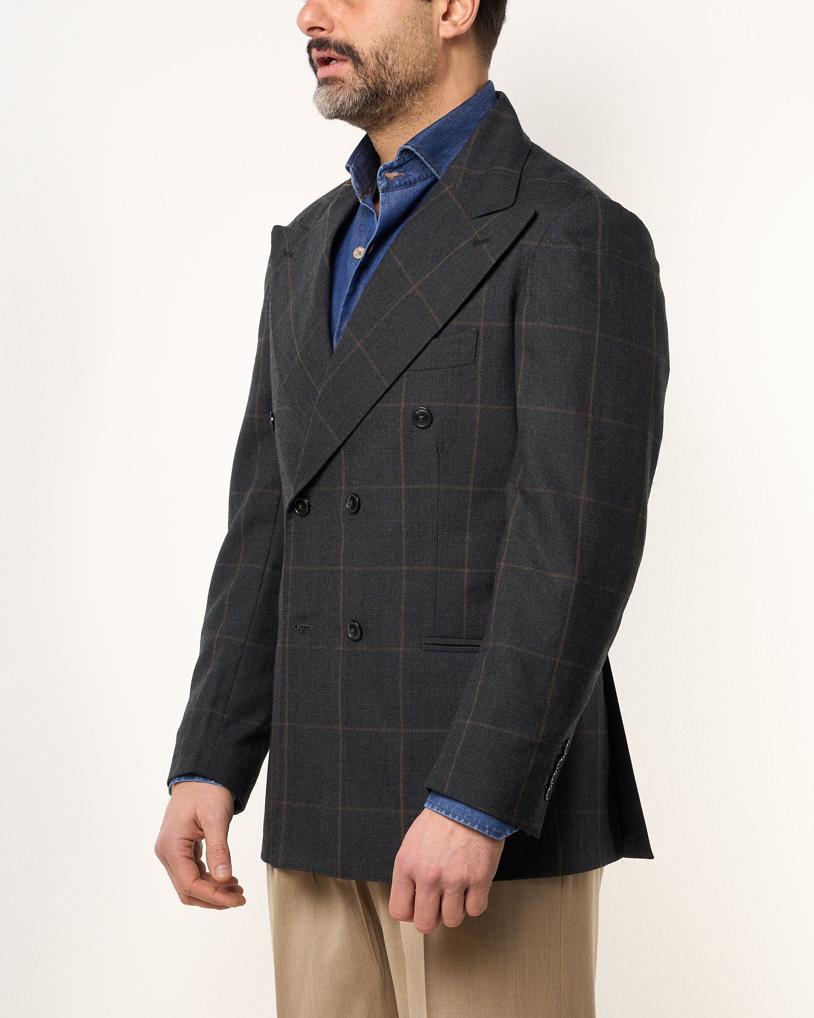 Giacca Doppiopetto Abbottonatura Centrale con Rever a Lancia Principe di Galles Grigio Scuro