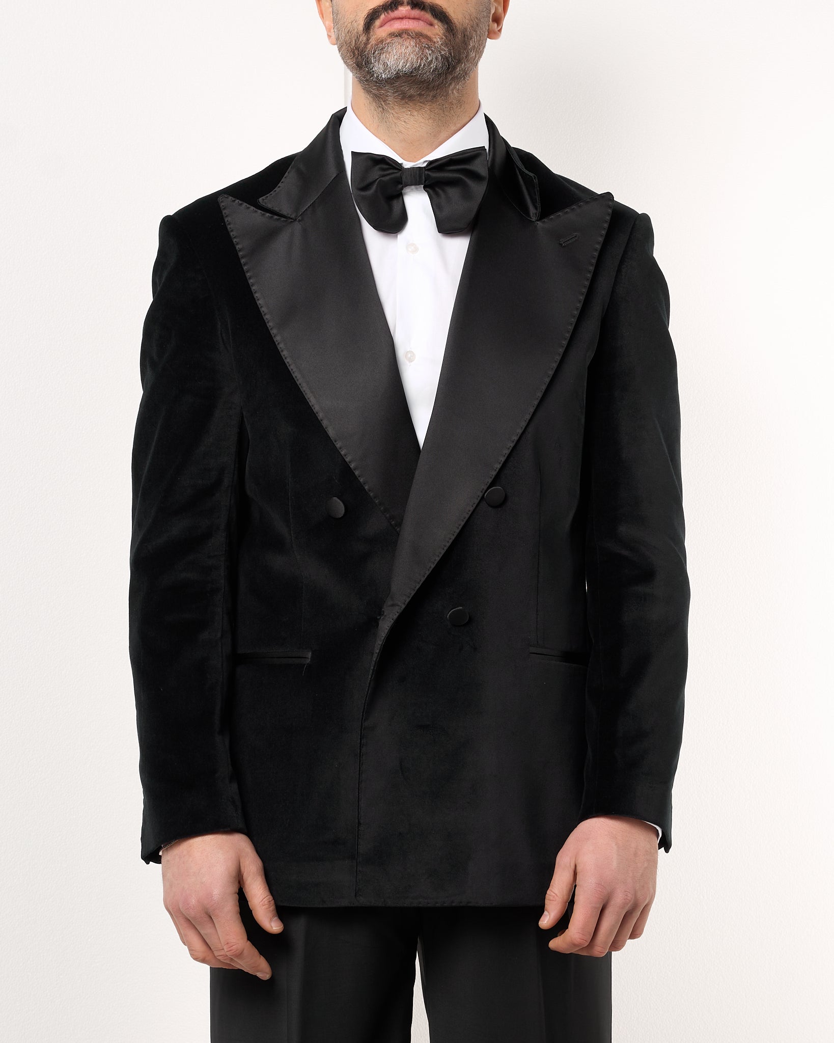 Giacca Smoking Doppiopetto con Rever a Lancia in Velluto Nero