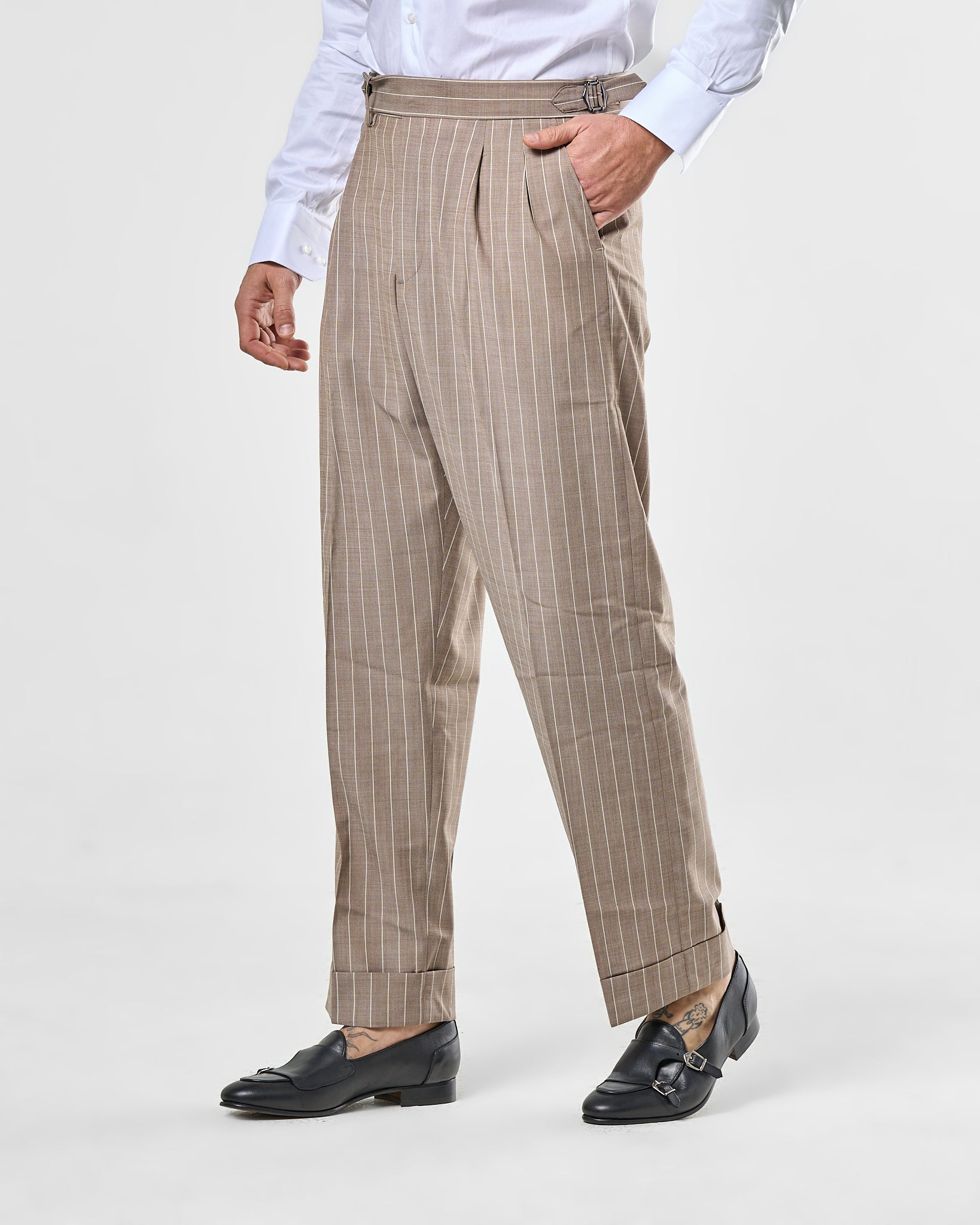 Pantalone Fondo Ampio e Fibbie Laterali Gessato Beige Porto Rotondo