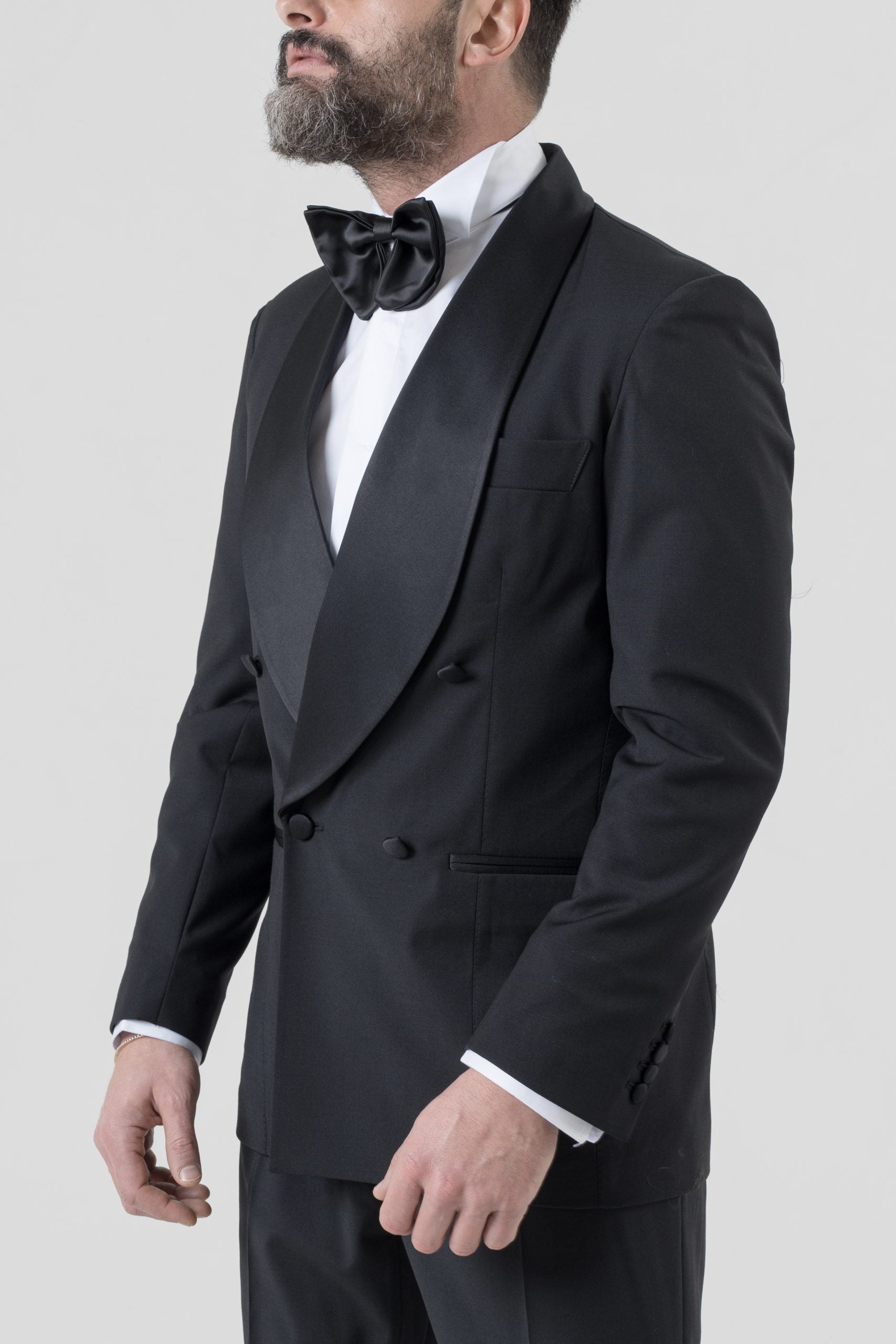 Chaqueta de esmoquin negra cruzada con solapa de chal