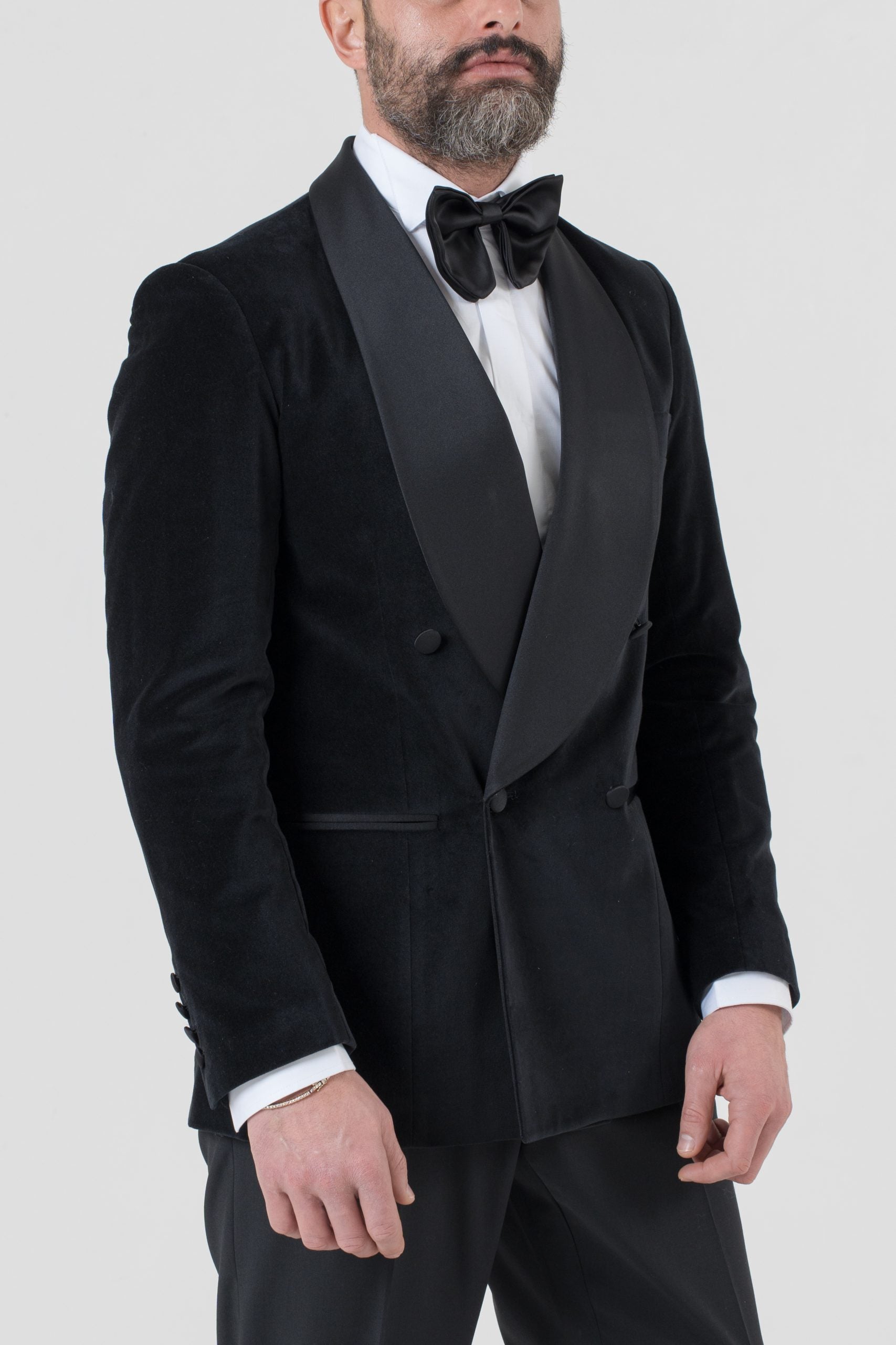 Giacca Smoking Doppiopetto con Rever a Scialle in Velluto Nero