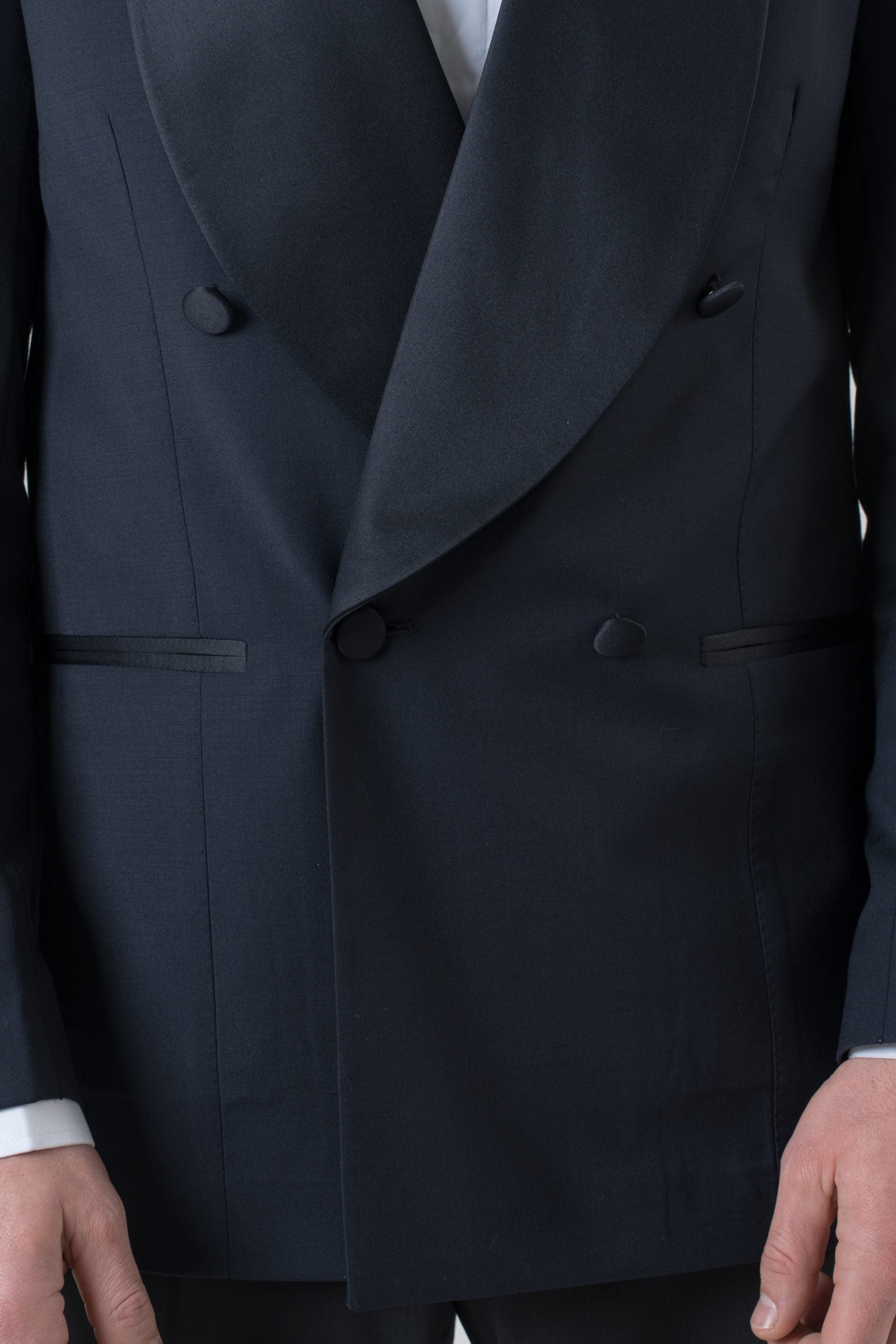 Giacca Smoking Doppiopetto con Rever a Scialle Blu