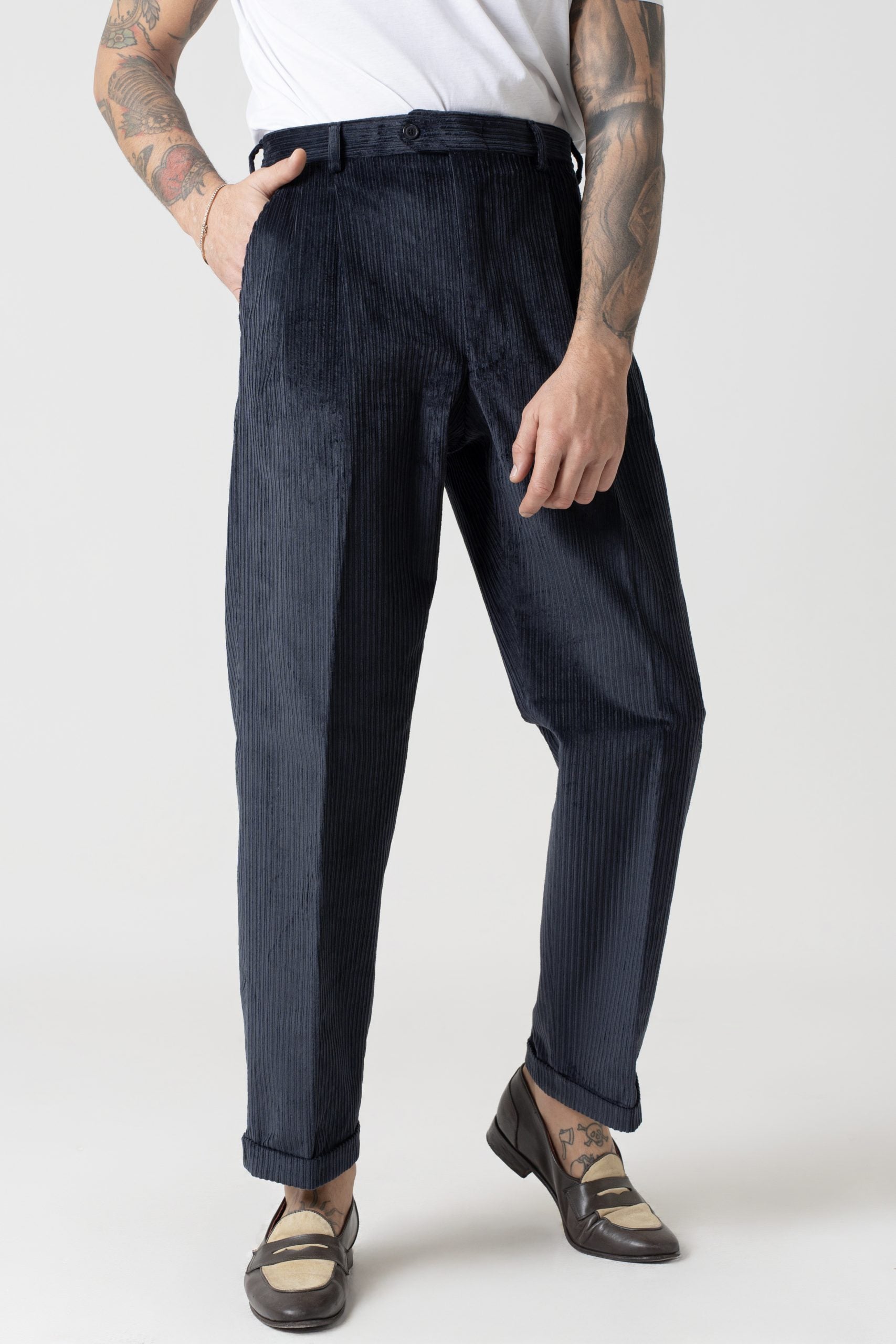 Pantalone in Velluto a Coste Fondo Ampio con Passanti Blu