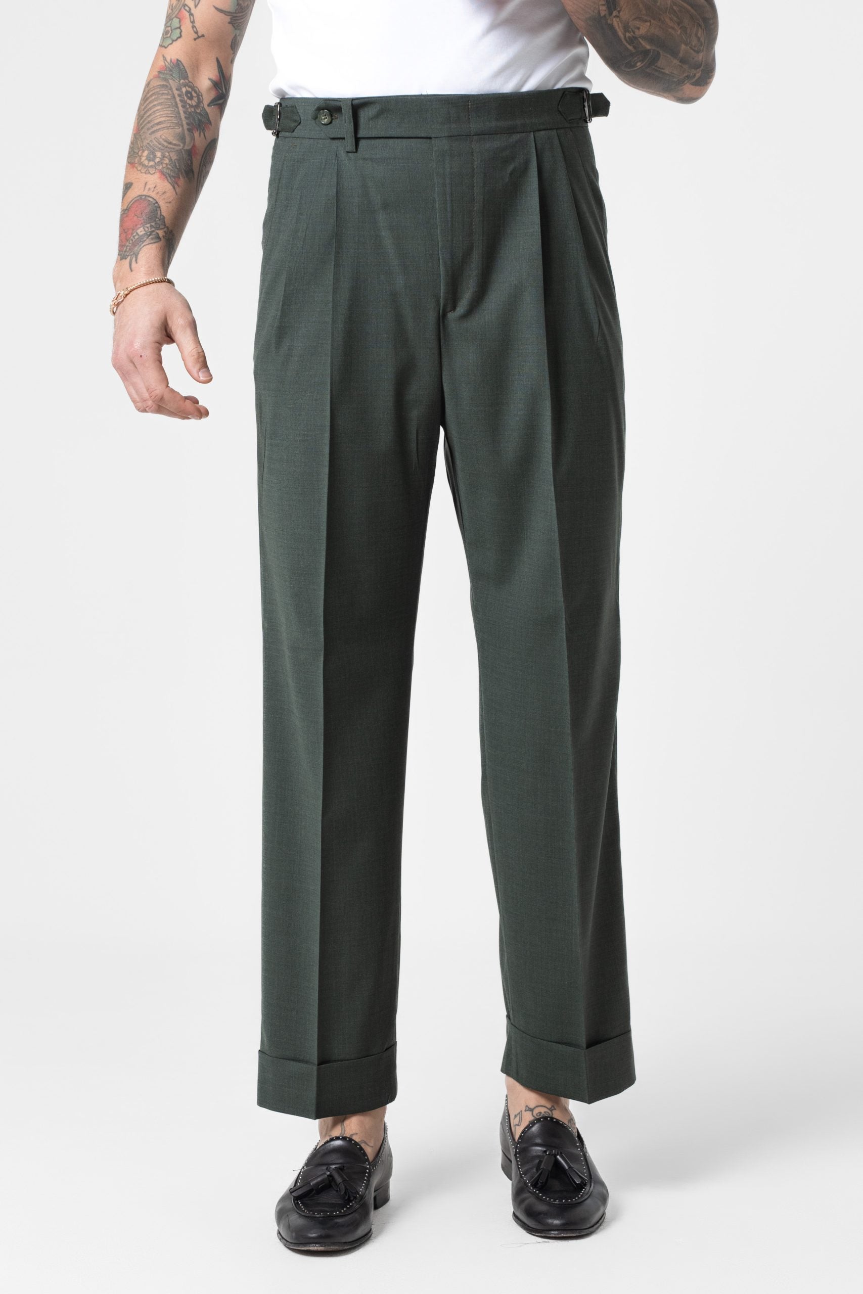 Pantalones de pernera ancha con hebillas laterales en verde bosque Cannes