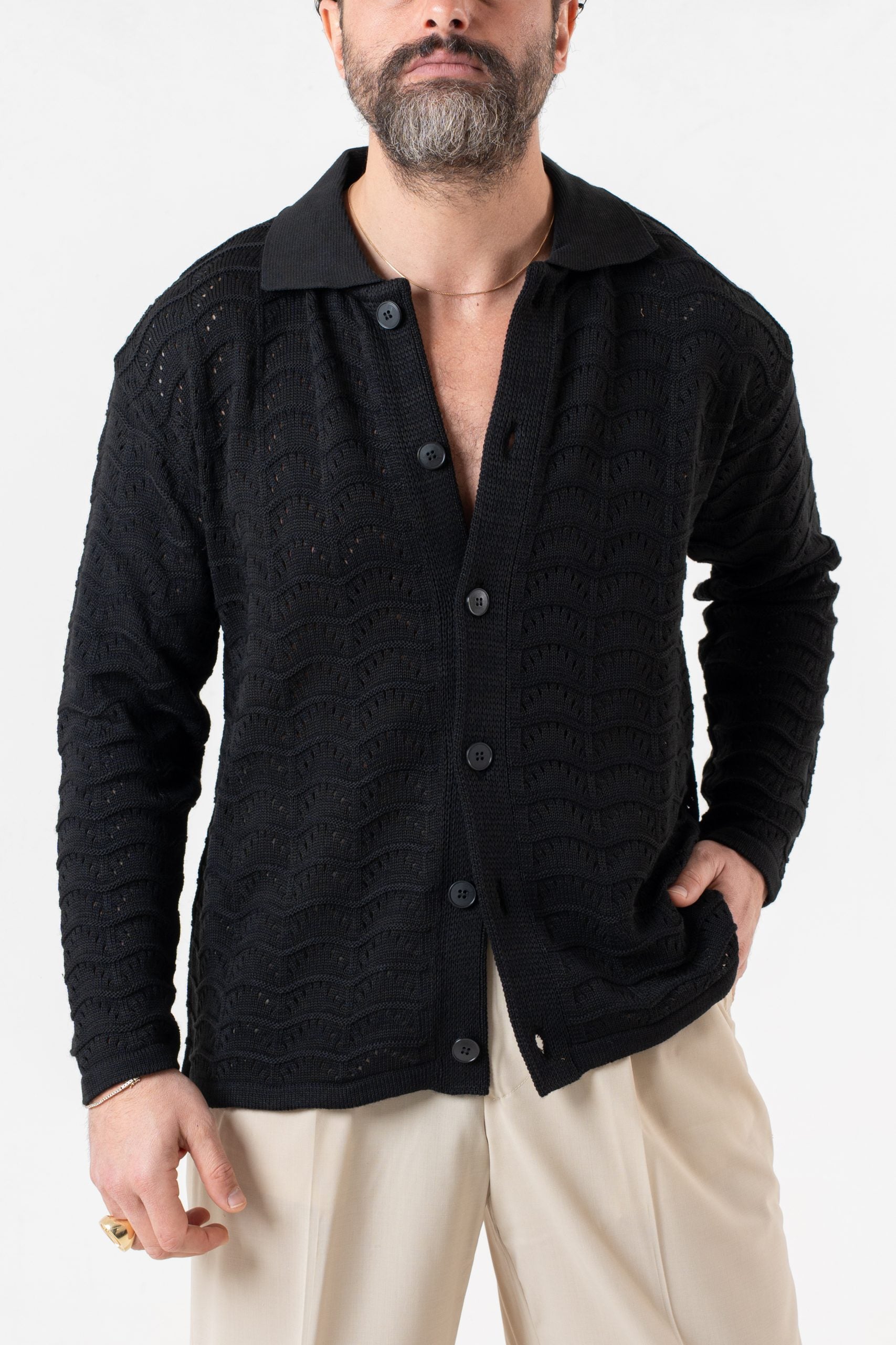 Cardigan Traforato con Collo Polo Nero
