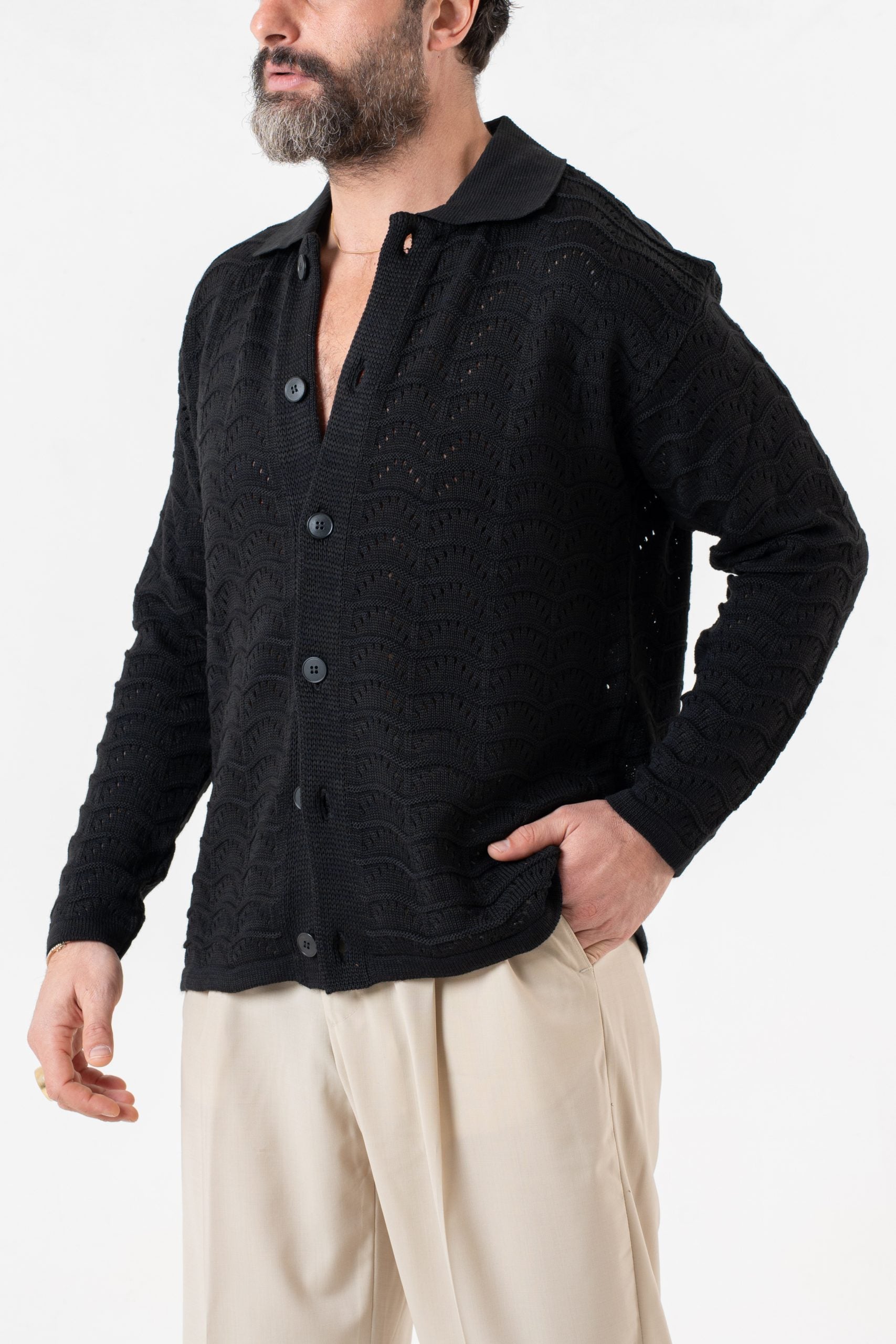 Cardigan Traforato con Collo Polo Nero
