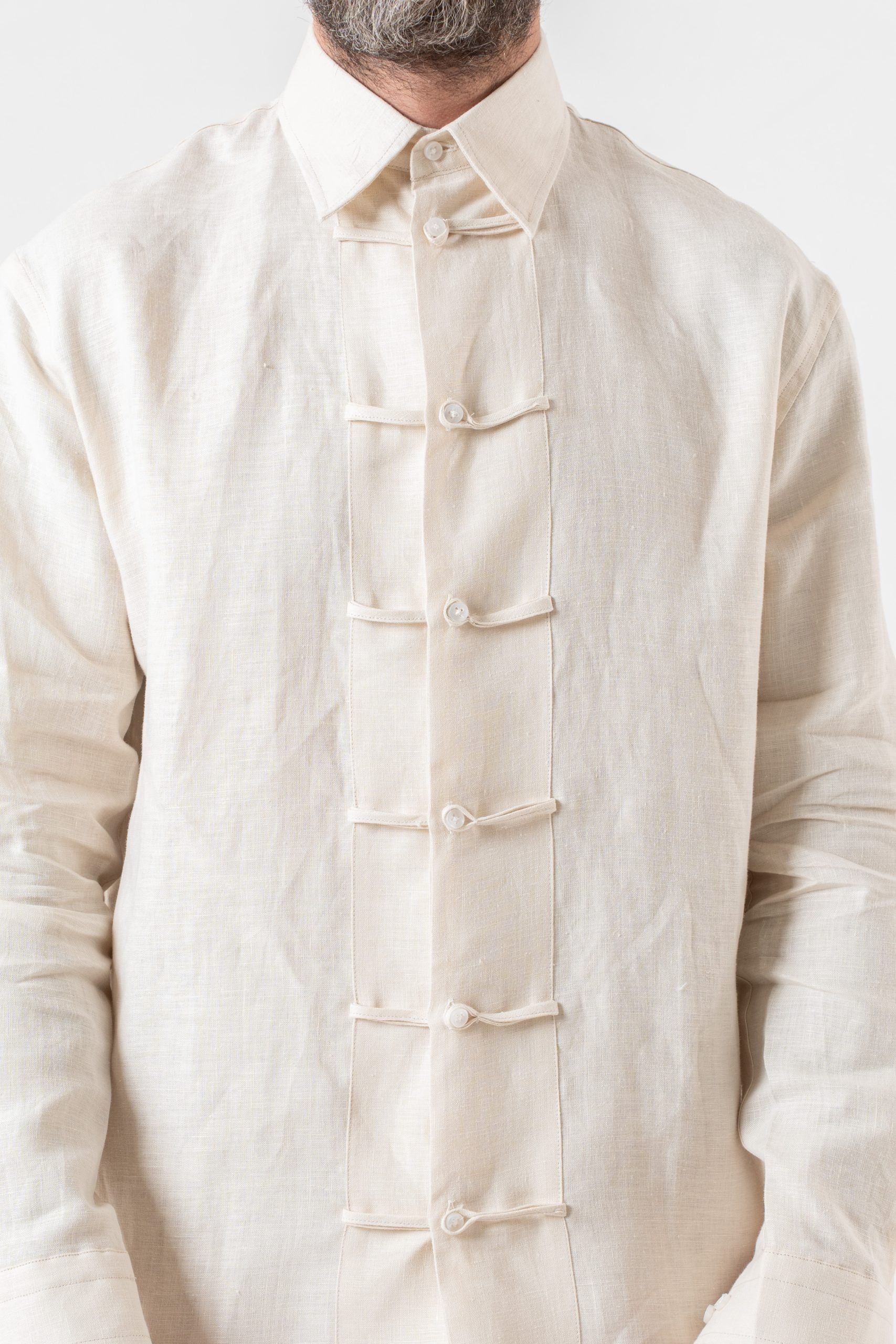 Camicia in Lino con Alamari in 100% Lino Naturale