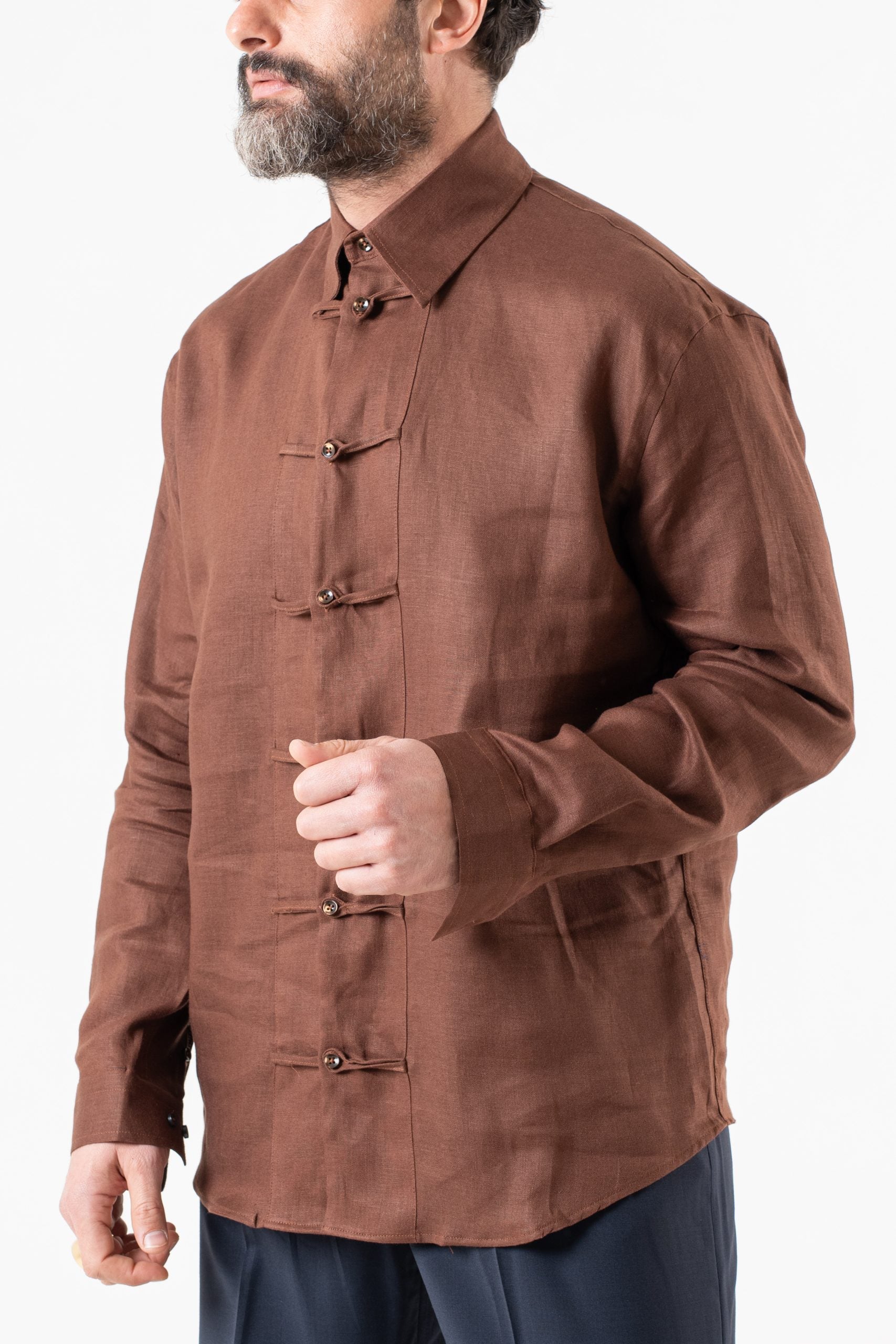 Camicia in Lino con Alamari in 100% Lino Moro