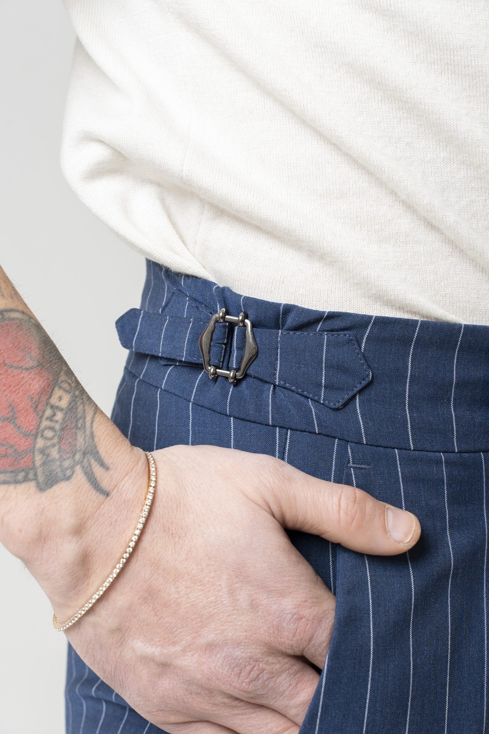 Pantalones de rayas diplomáticas Royal Forte dei Marmi con corpiño redondo