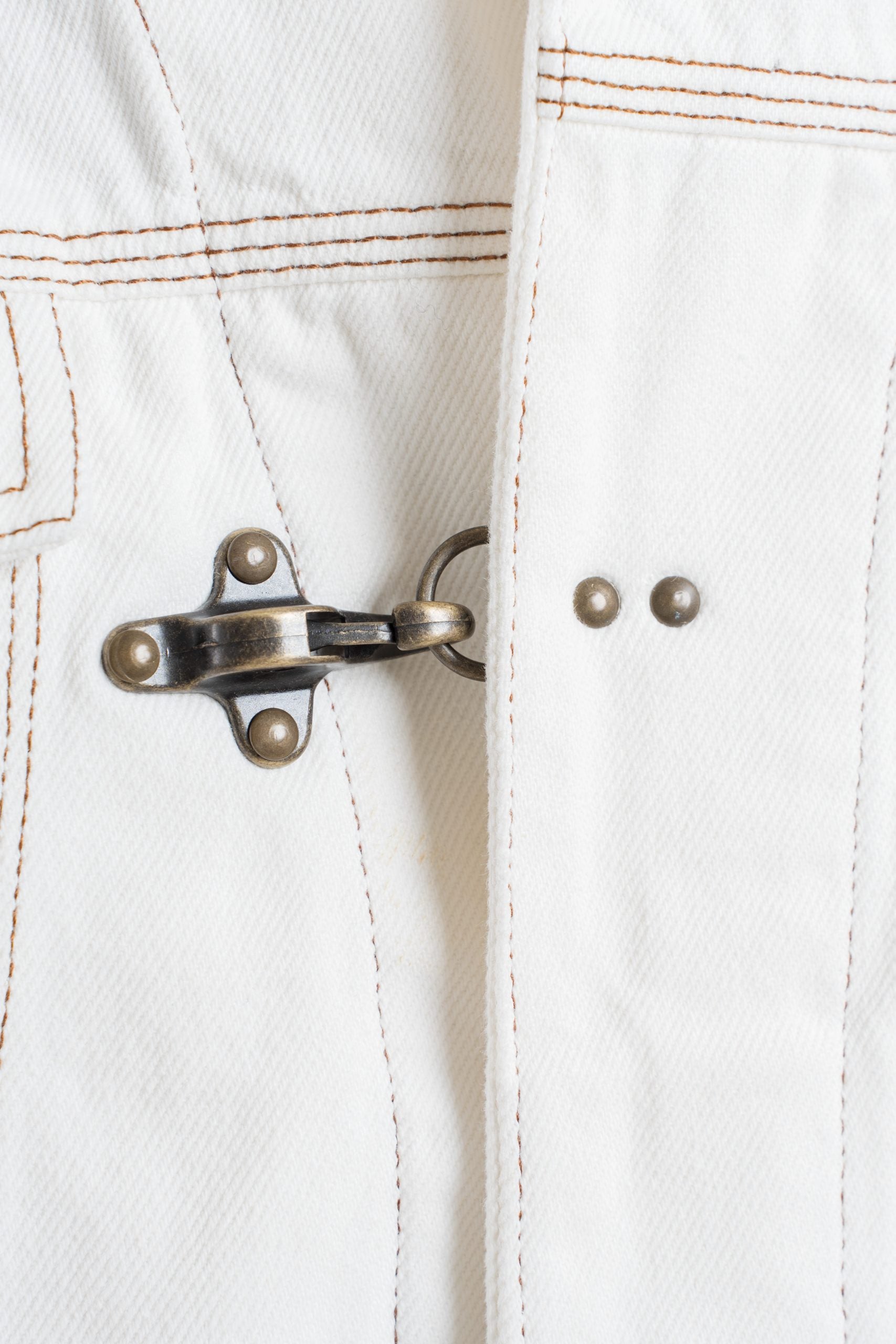 Giubbino di Jeans Lavato con Moschettoni Bianco