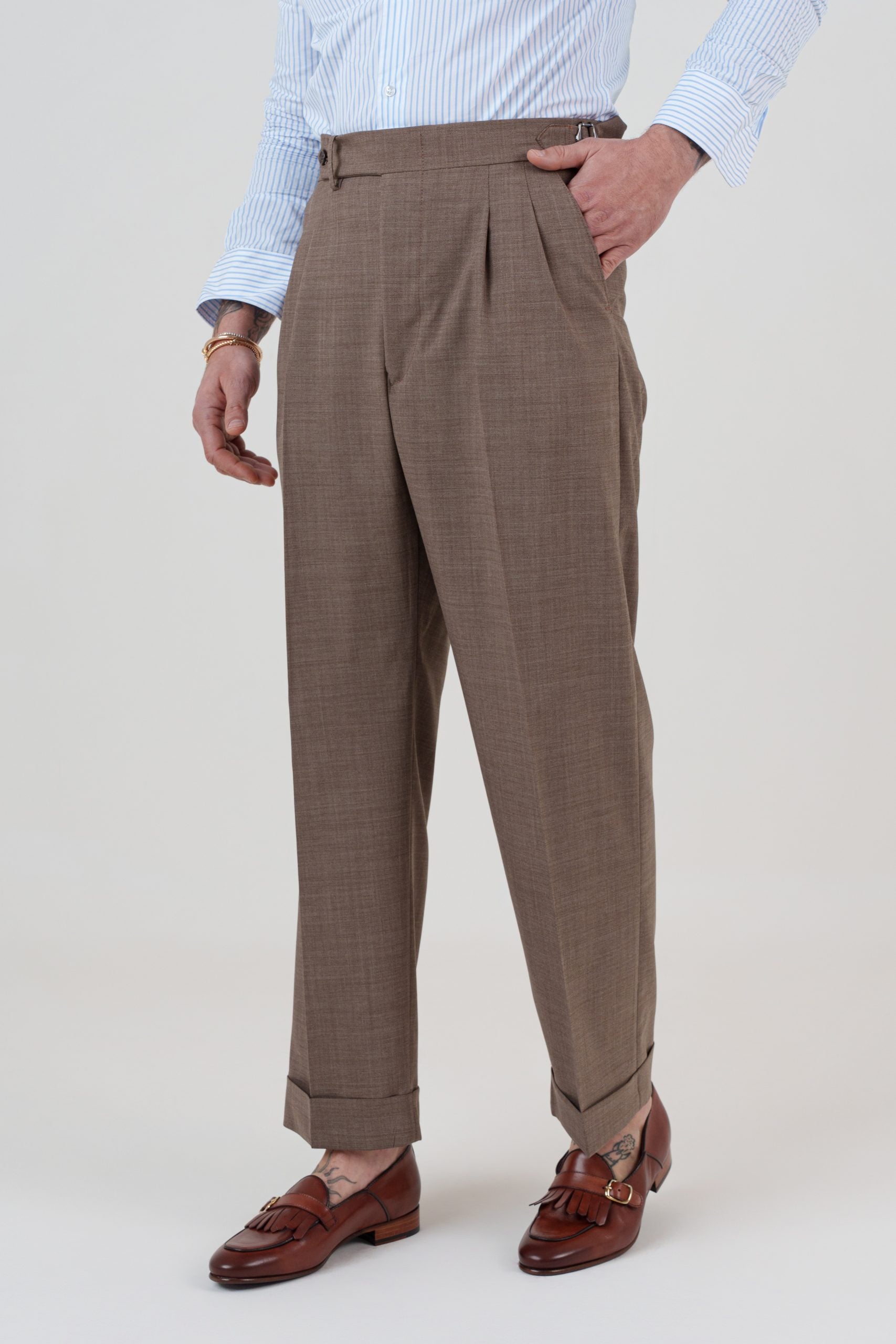 Pantalone Fondo Ampio e Fibbie Laterali Tortora Taormina