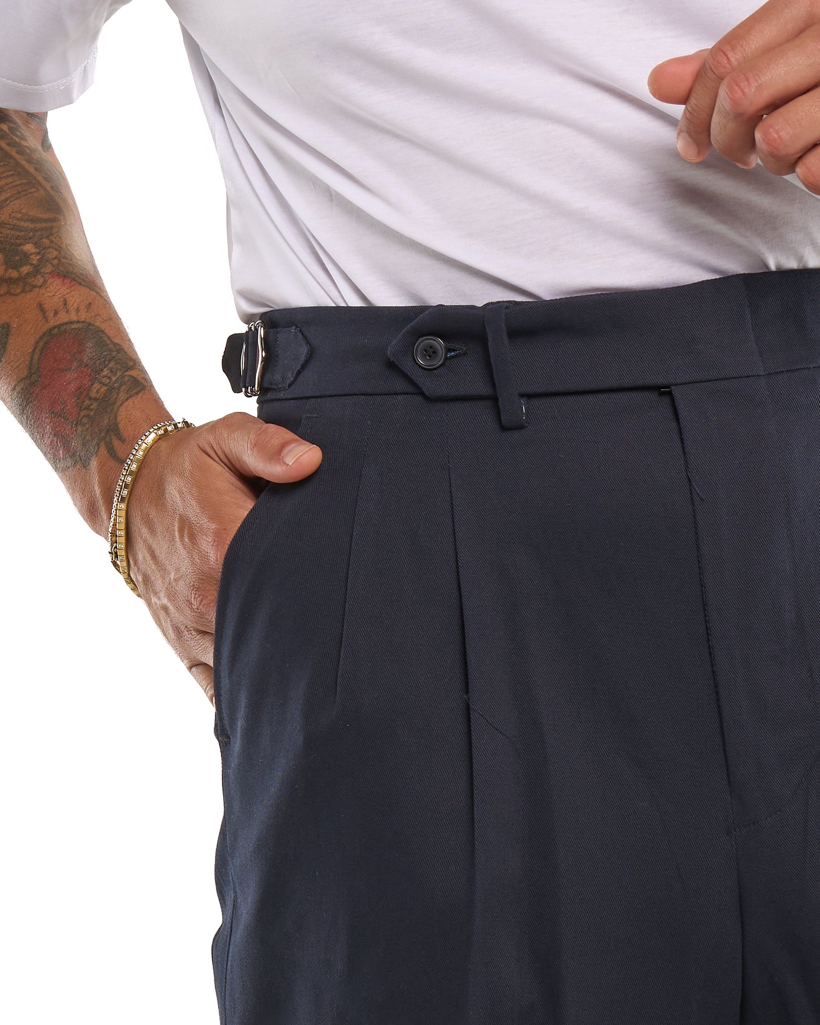Pantalone Fondo Ampio e Fibbie Laterali in Cotone Blu