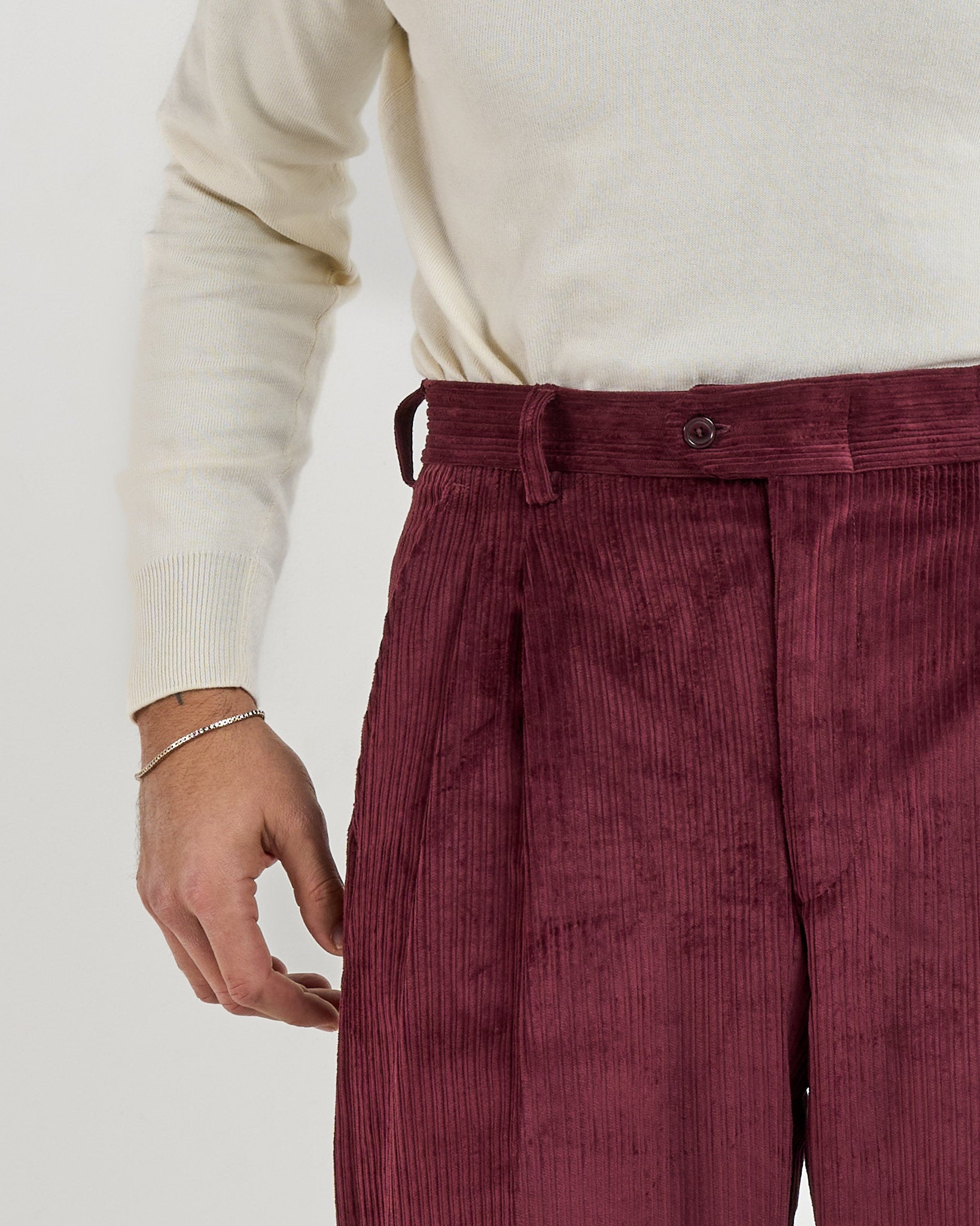 Pantalone in Velluto a Coste Fondo Ampio con Passanti Bordò