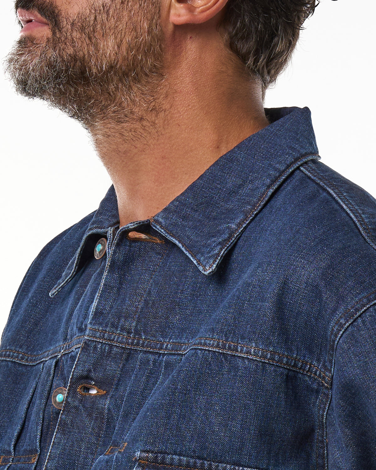 Giubbino con Cuciture a Contrasto in Denim Lavaggio Scuro