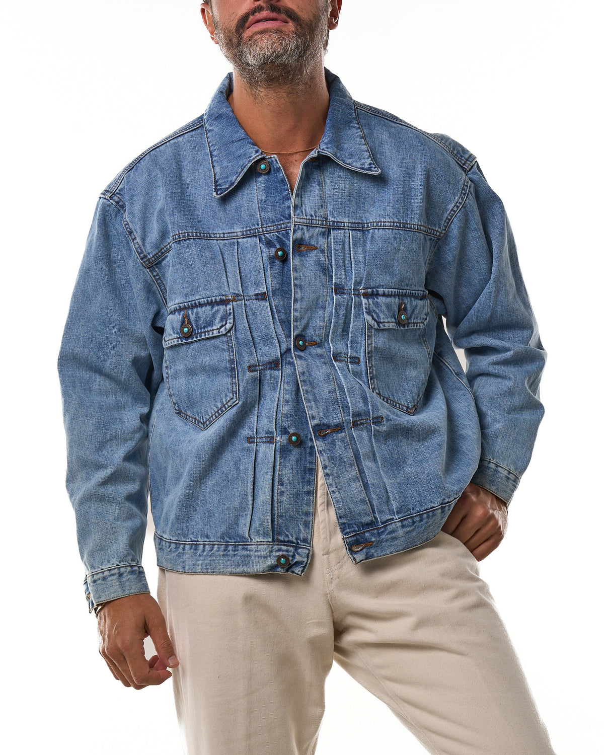 Giubbino con Cuciture a Contrasto in Denim Lavaggio Chiaro