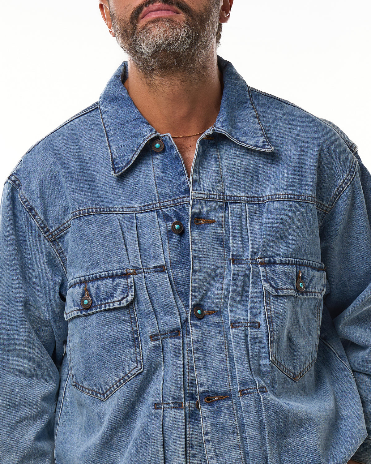 Giubbino con Cuciture a Contrasto in Denim Lavaggio Chiaro