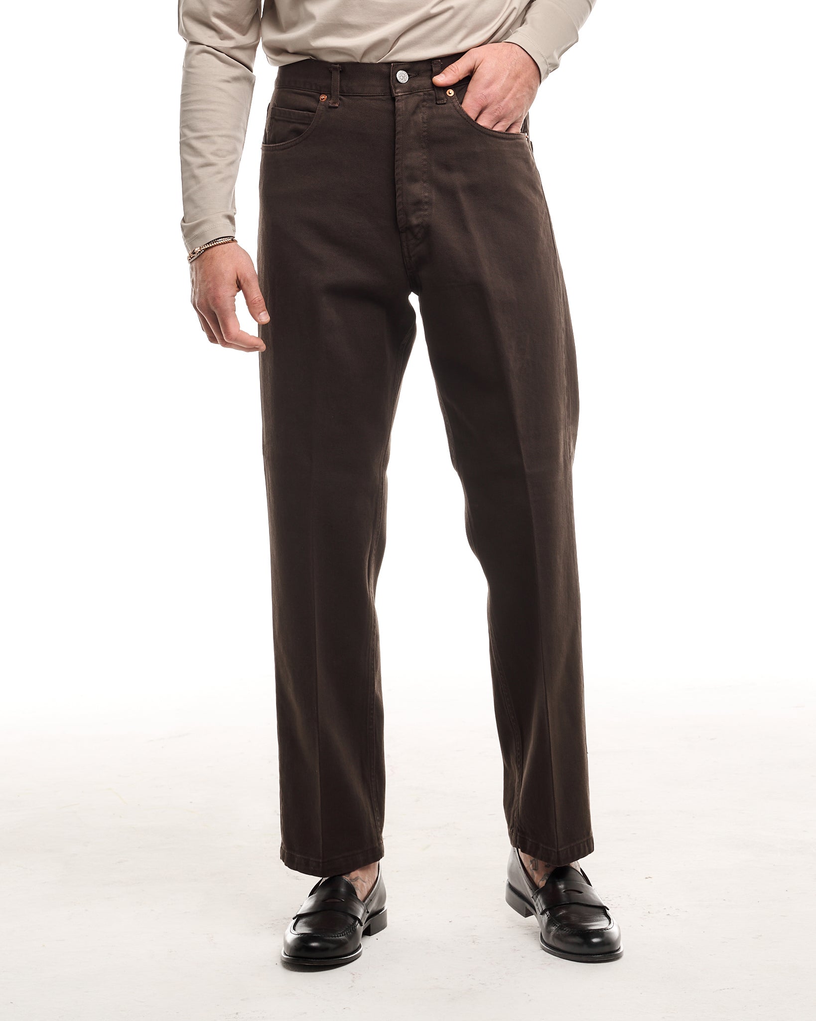 Vaqueros de talle alto y bajo ancho sin lavar